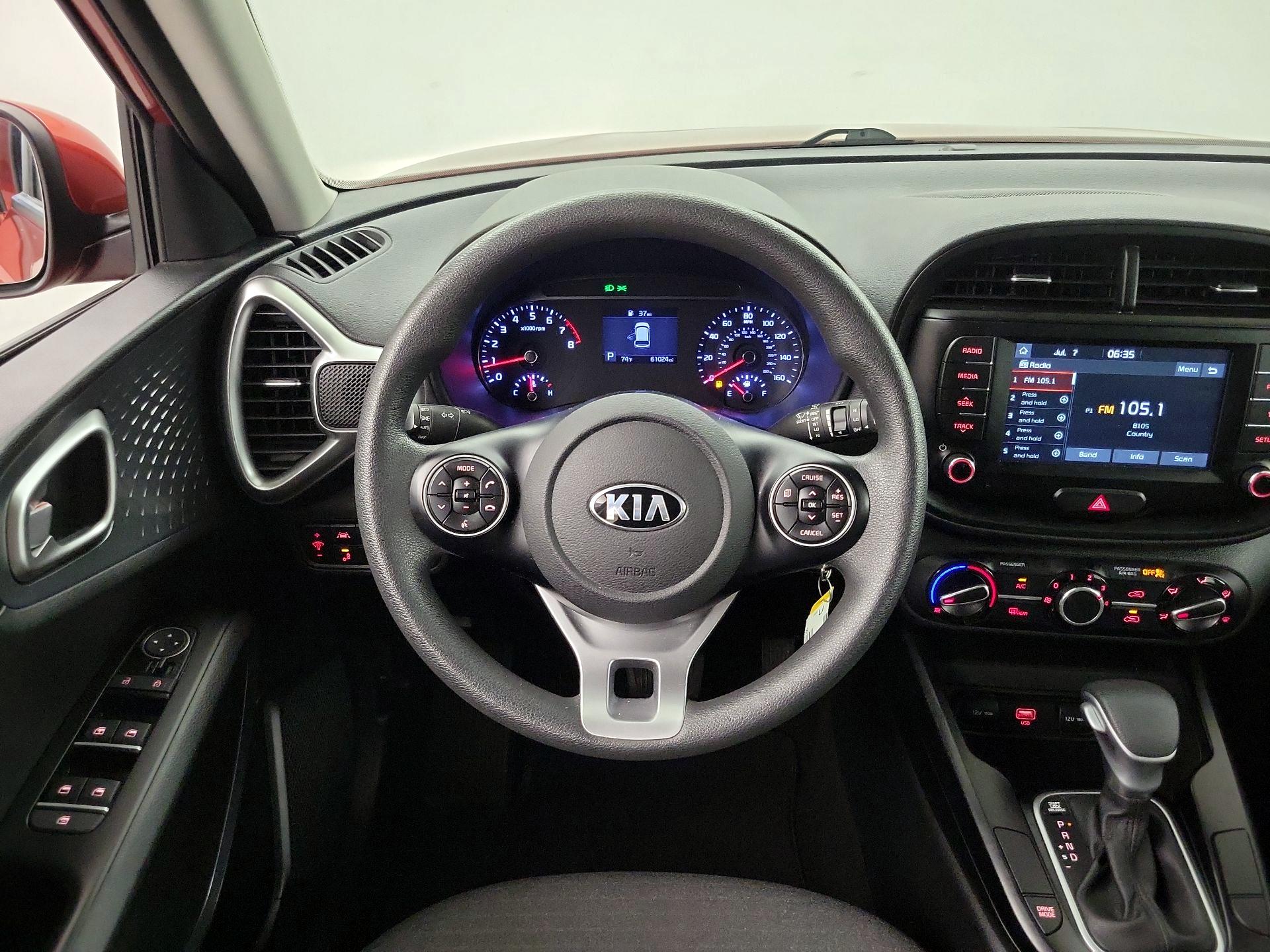 Thumbnail: 2021 Kia Soul - 10