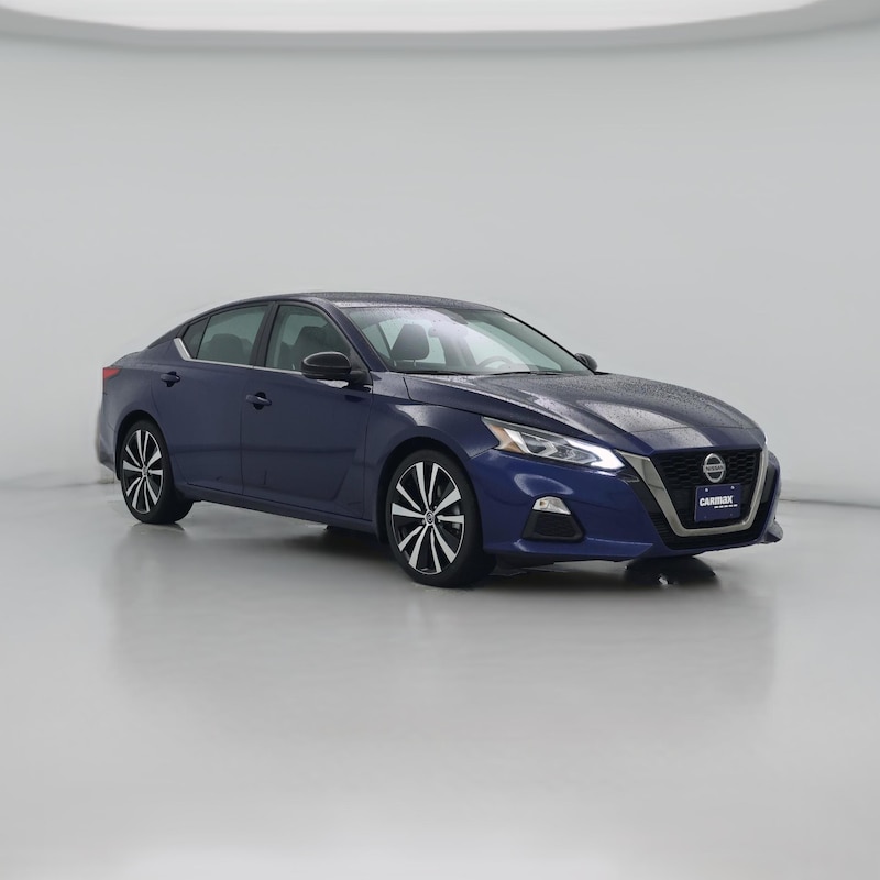2022 Nissan Altima SR