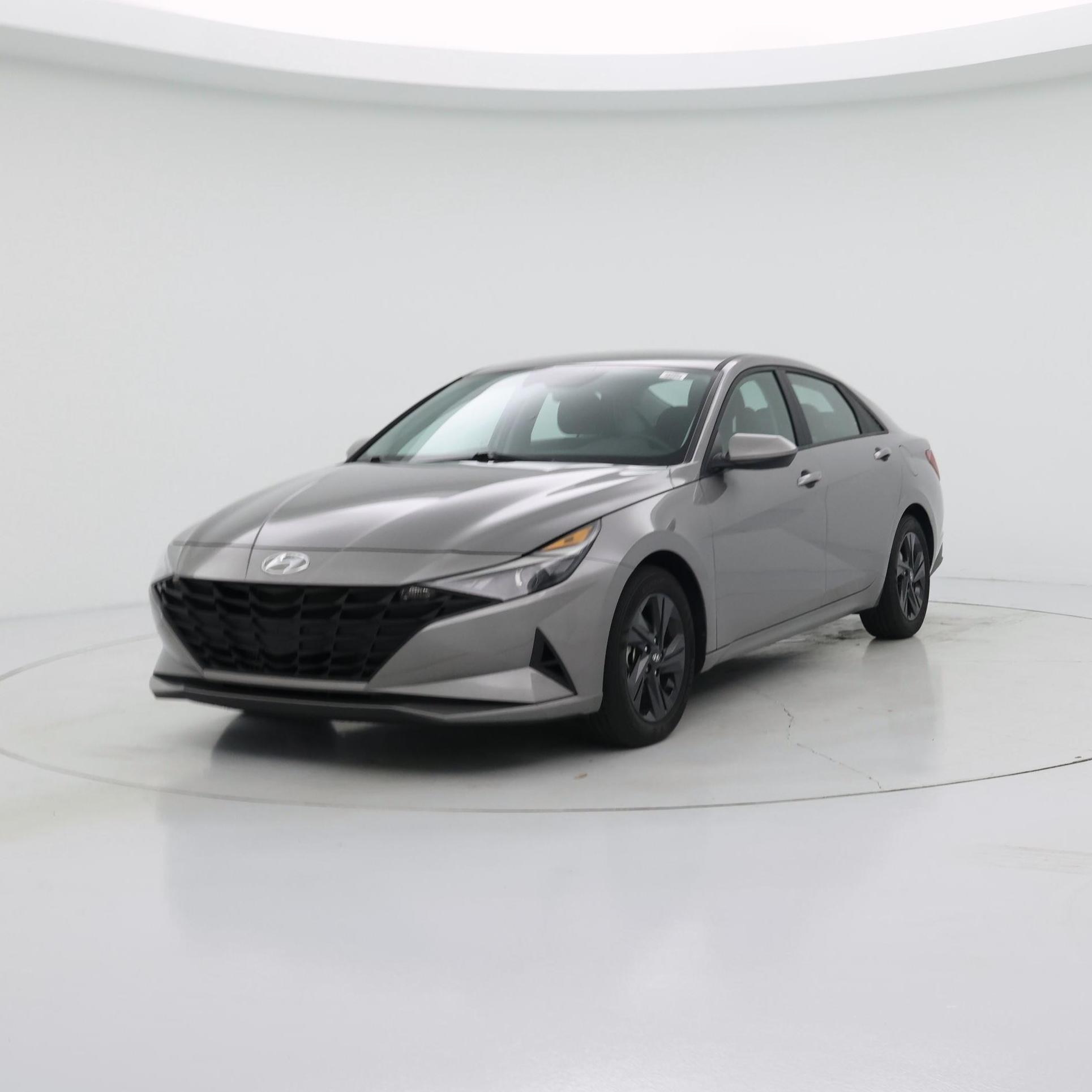 Thumbnail: 2022 Hyundai Elantra - 4