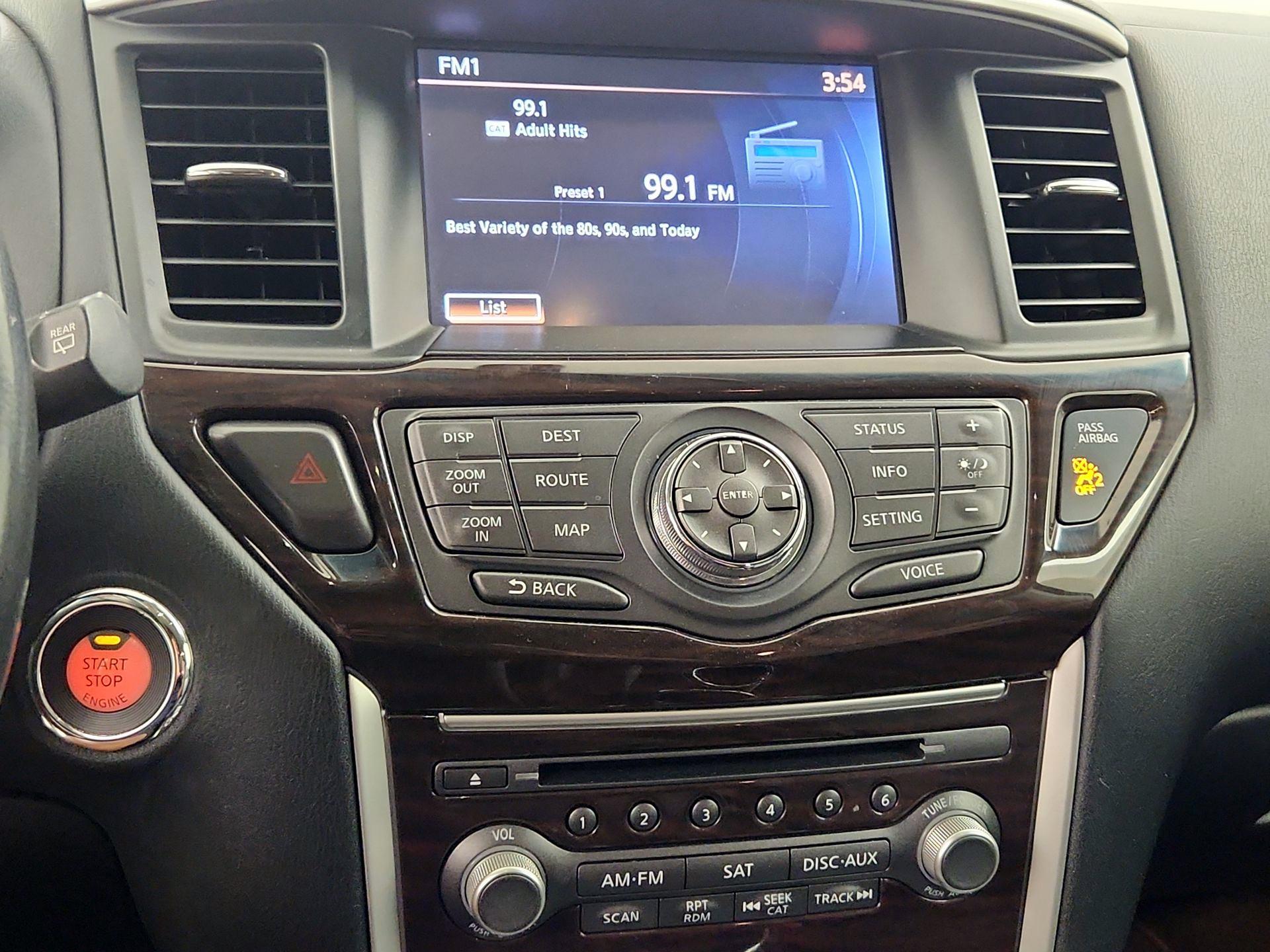 Thumbnail: 2014 Nissan Pathfinder - 16