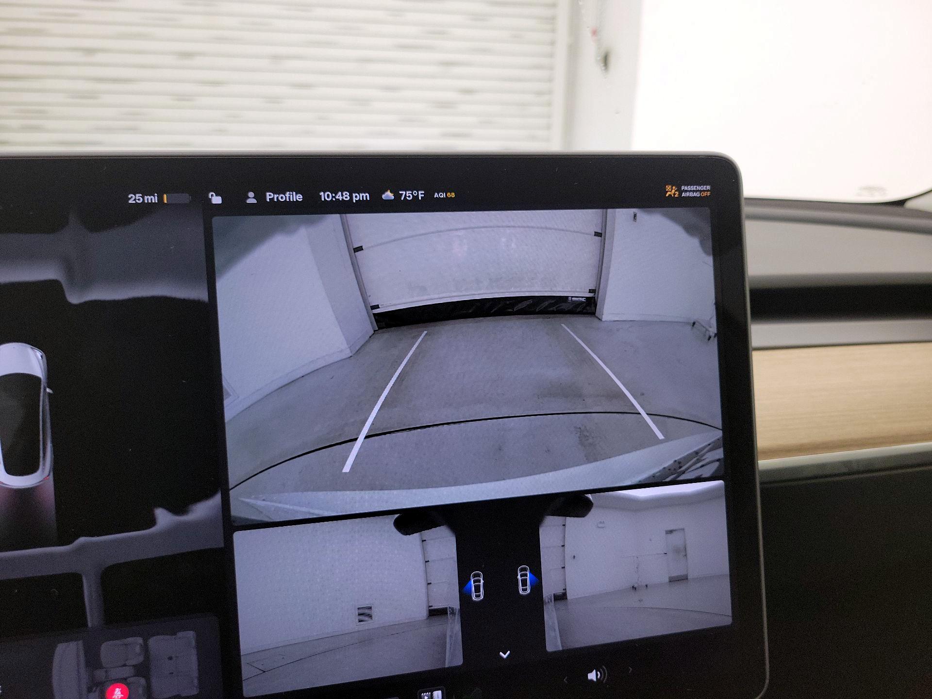 Thumbnail: 2023 Tesla Model 3 - 13