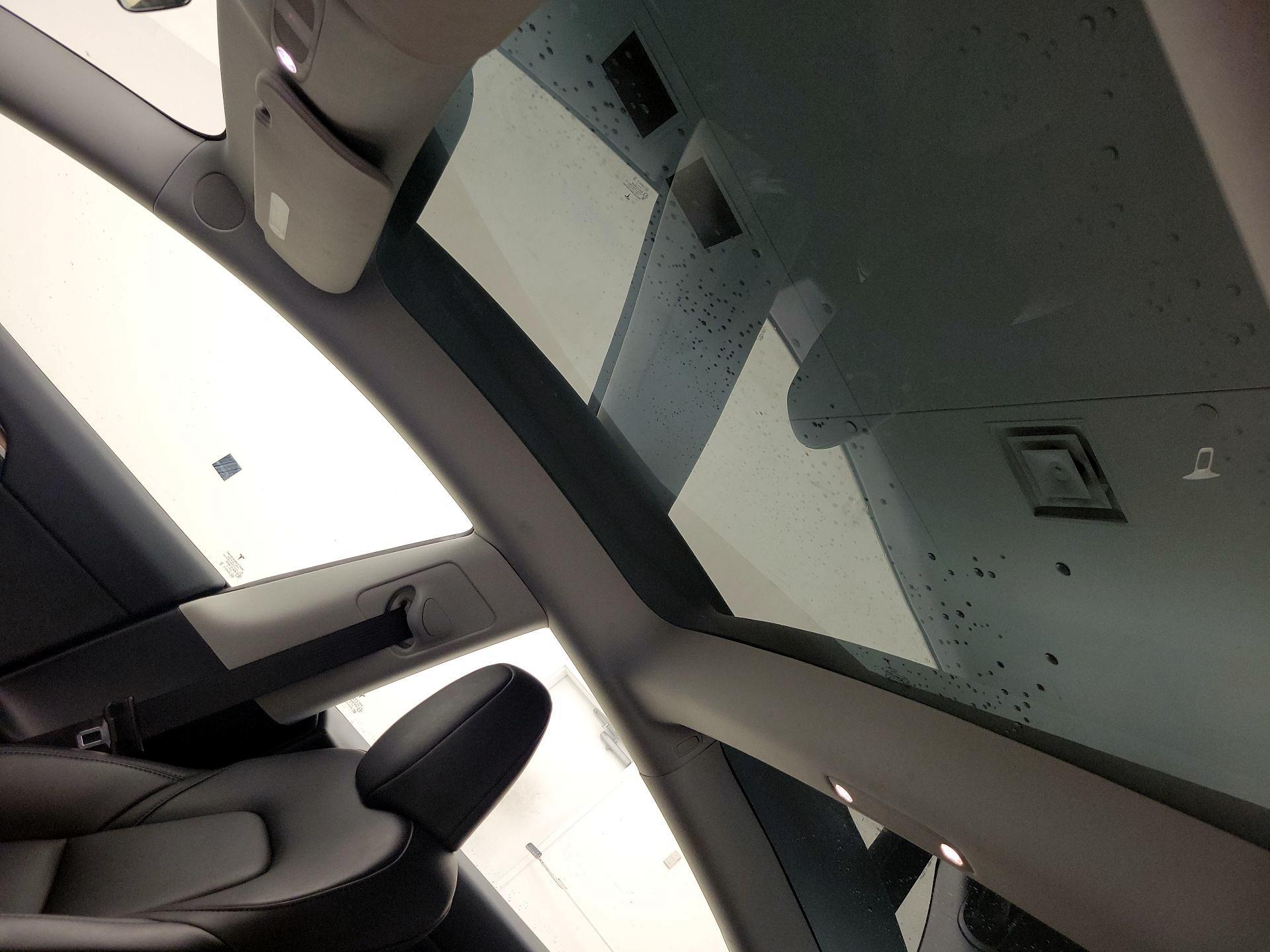 Thumbnail: 2023 Tesla Model 3 - 17