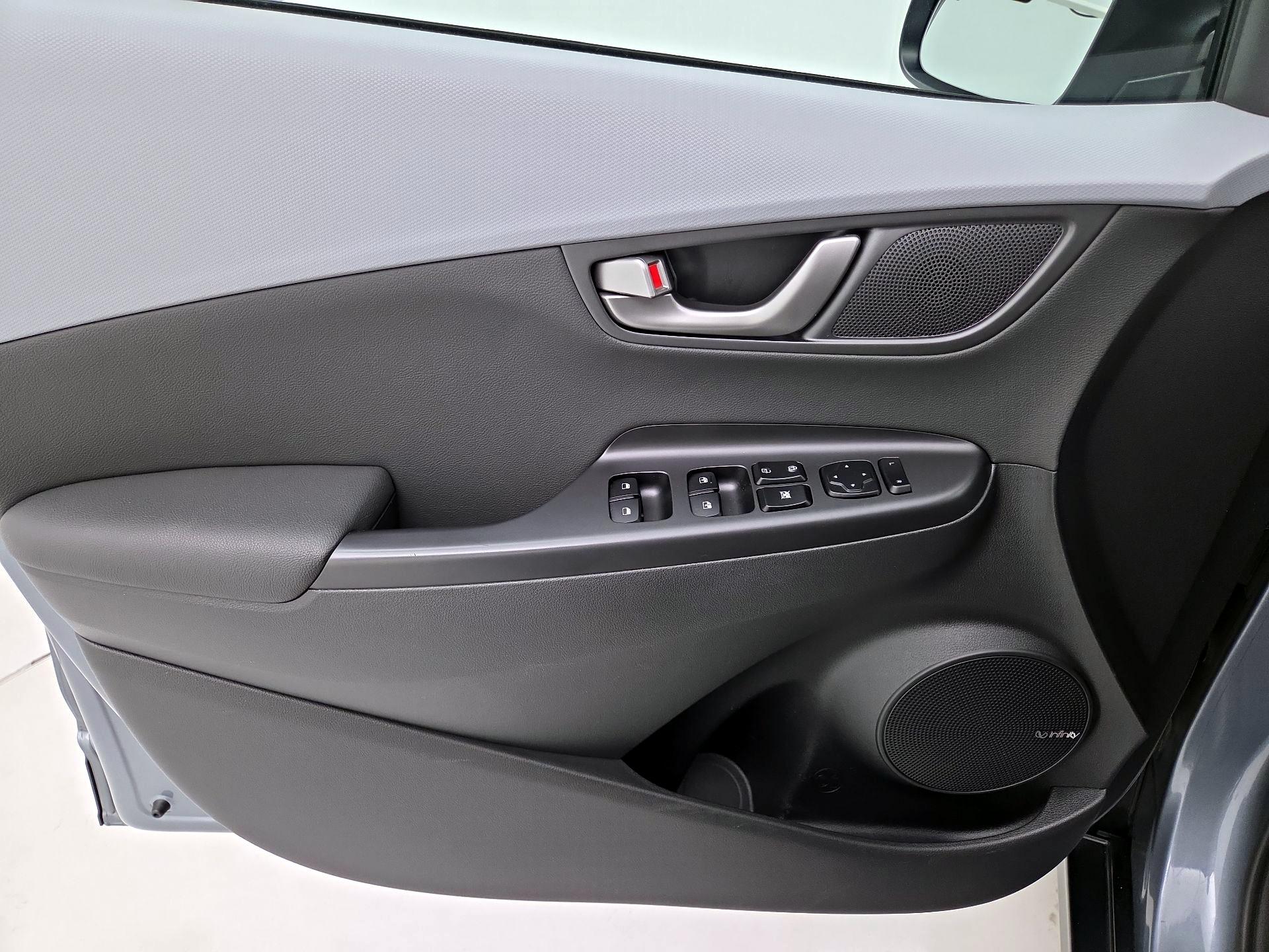 Thumbnail: 2019 Hyundai Kona - 12