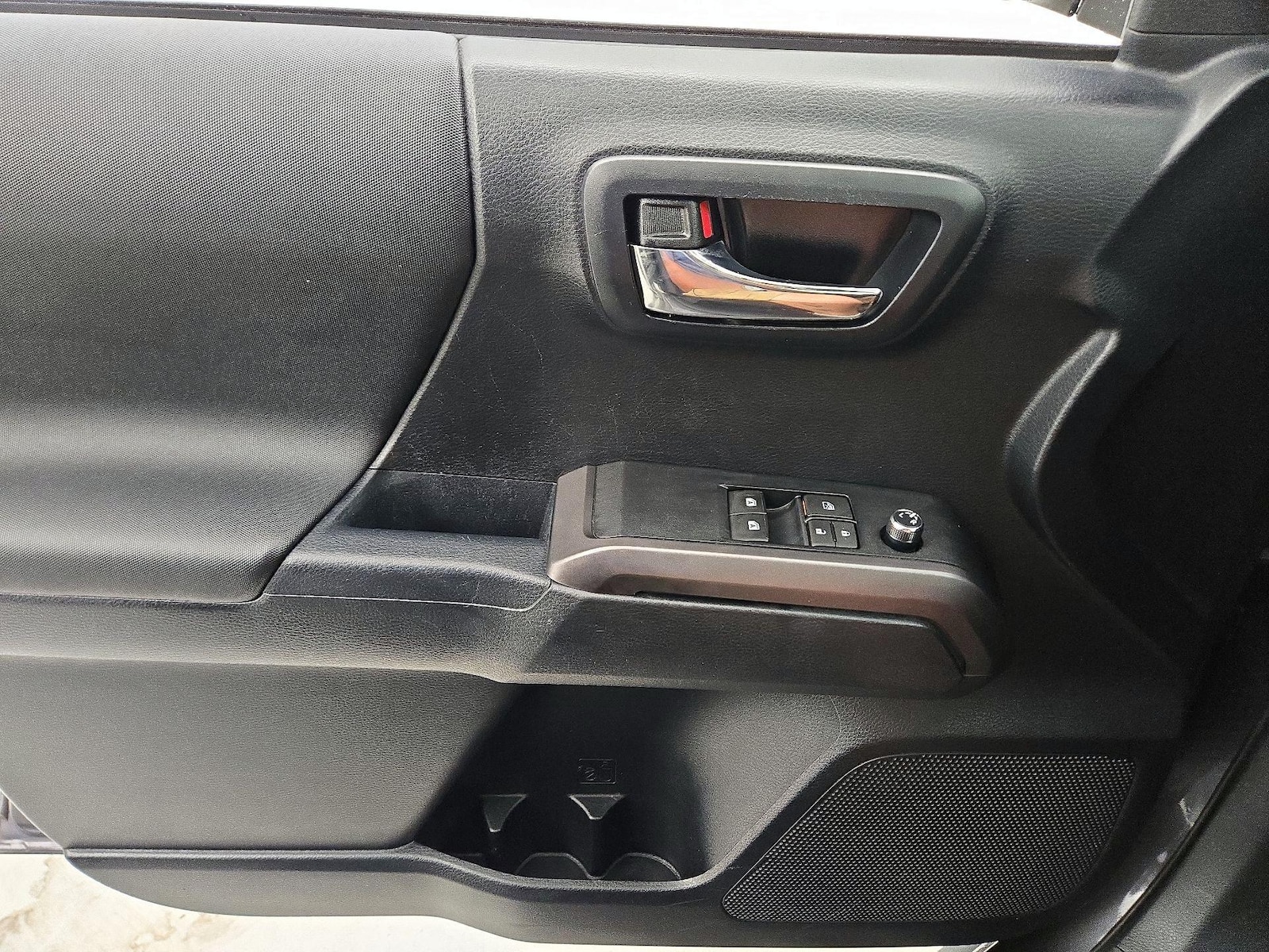 2016 Toyota Tacoma TRD Off Road - Photo 13
