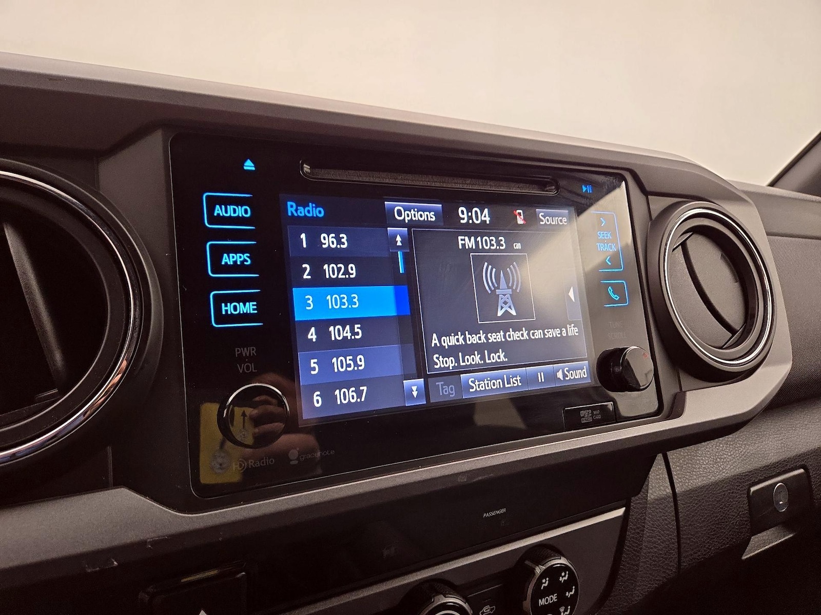 2016 Toyota Tacoma TRD Off Road - Photo 17