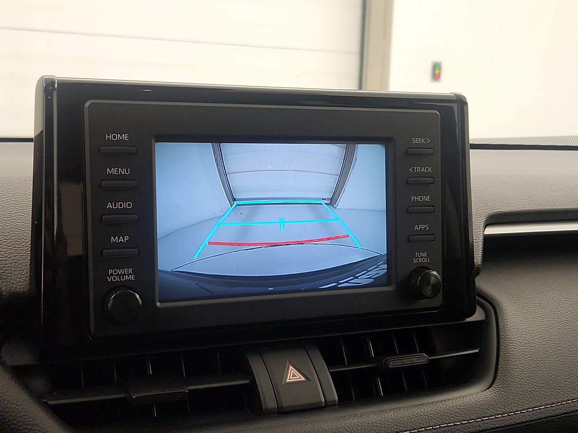 Thumbnail: 2019 Toyota RAV4 - 14