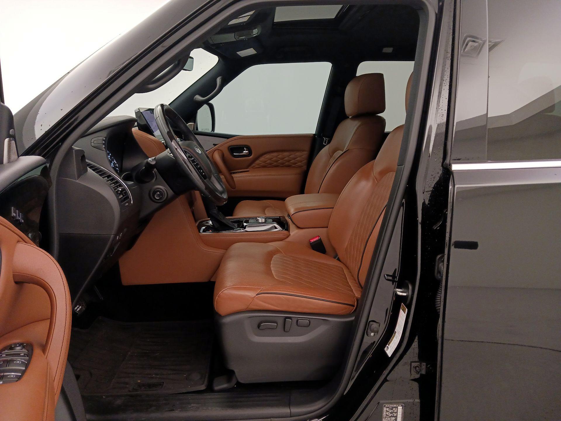 Thumbnail: 2022 INFINITI QX80 - 11