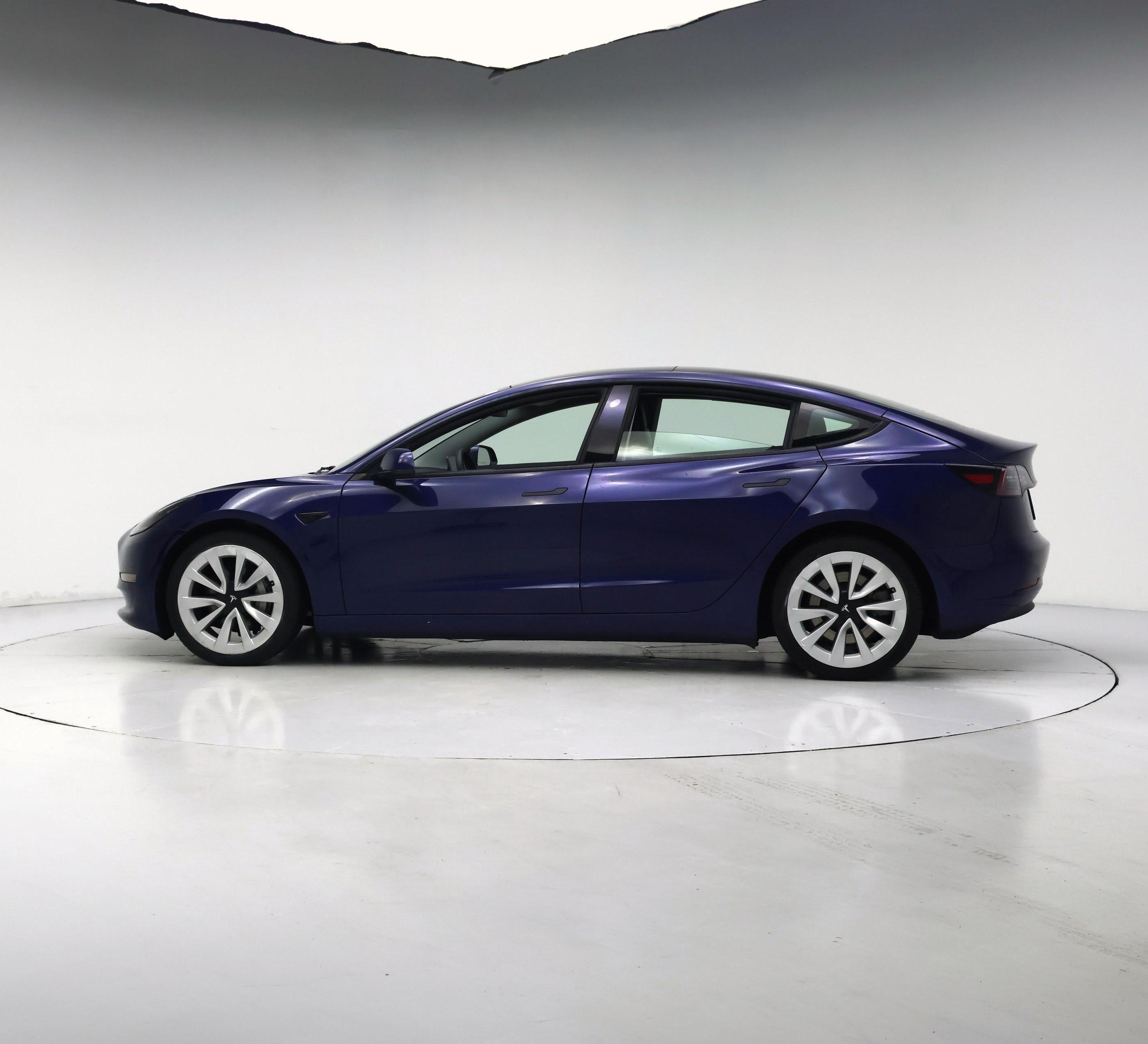 Thumbnail: 2022 Tesla Model 3 - 3