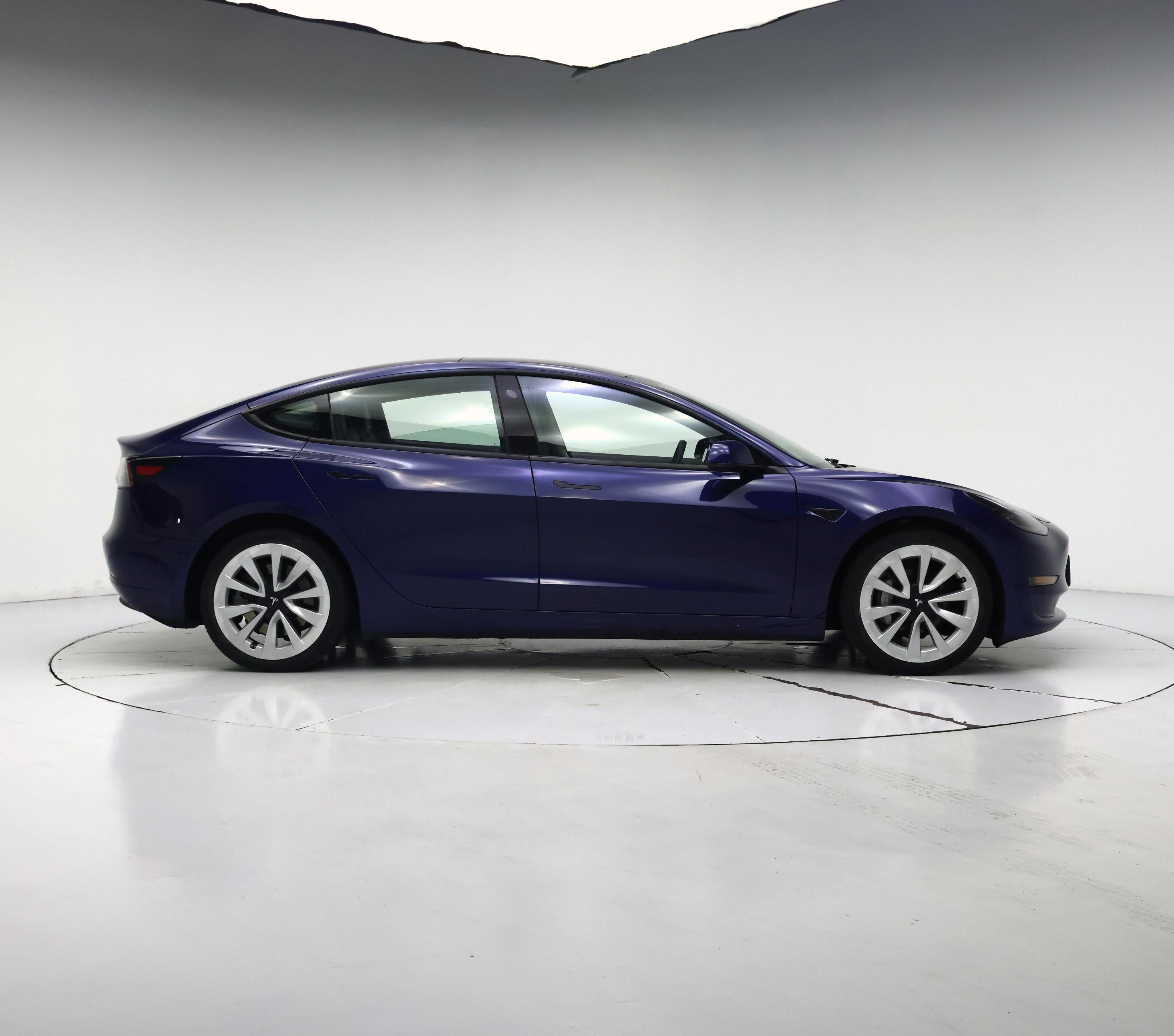 Thumbnail: 2022 Tesla Model 3 - 7
