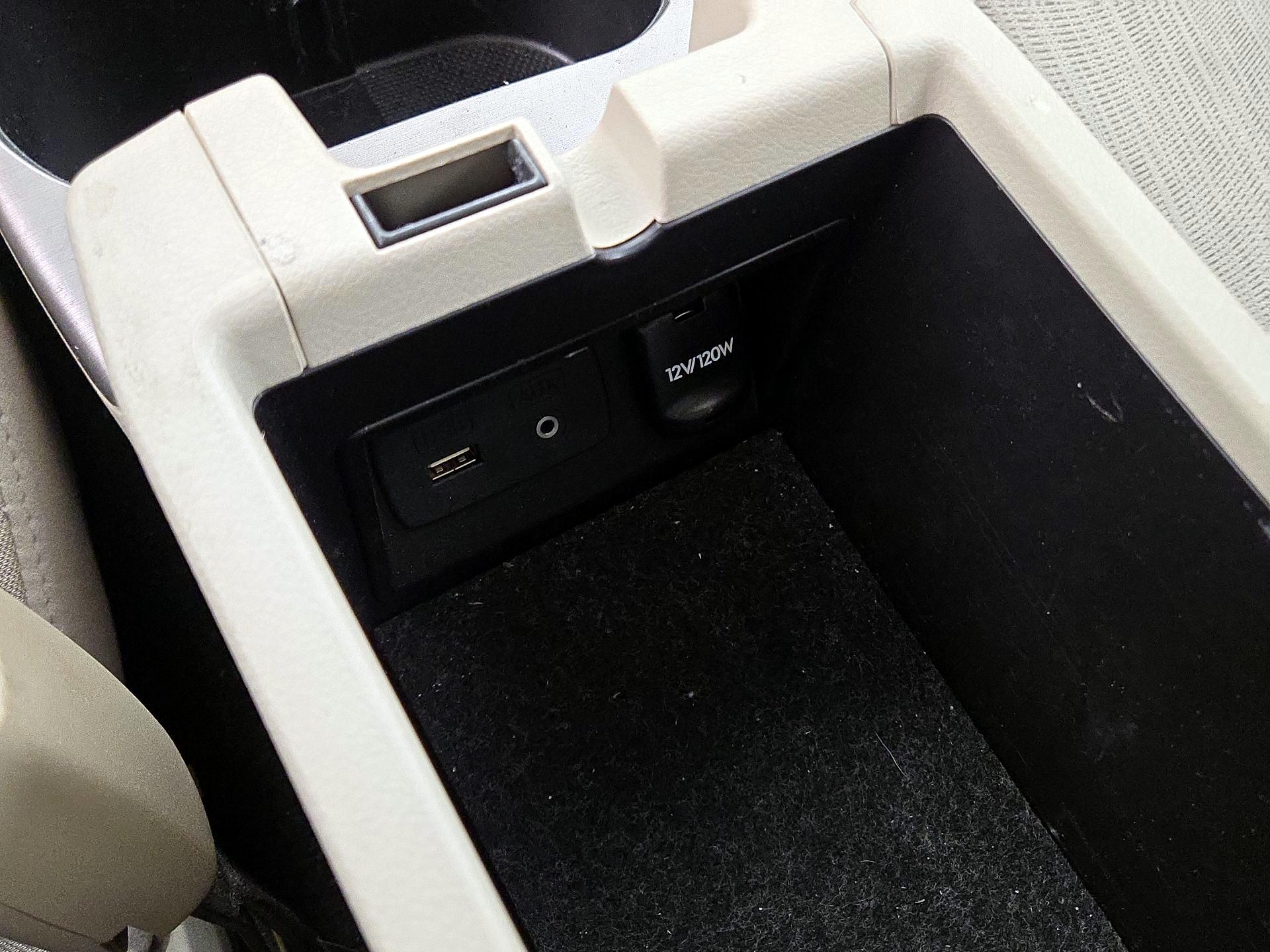 Thumbnail: 2014 Subaru Outback - 18