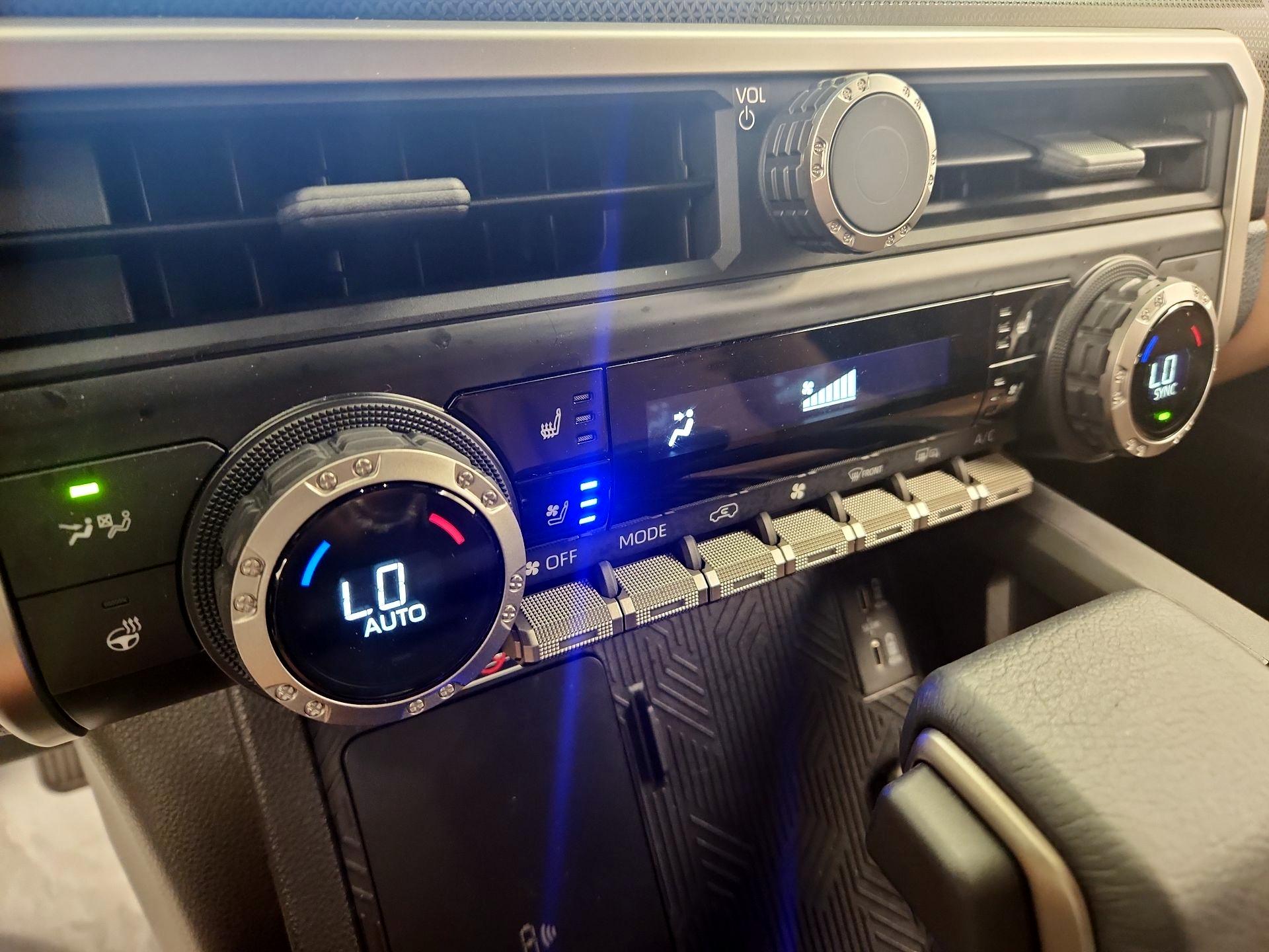 Thumbnail: 2025 Toyota 4Runner - 16