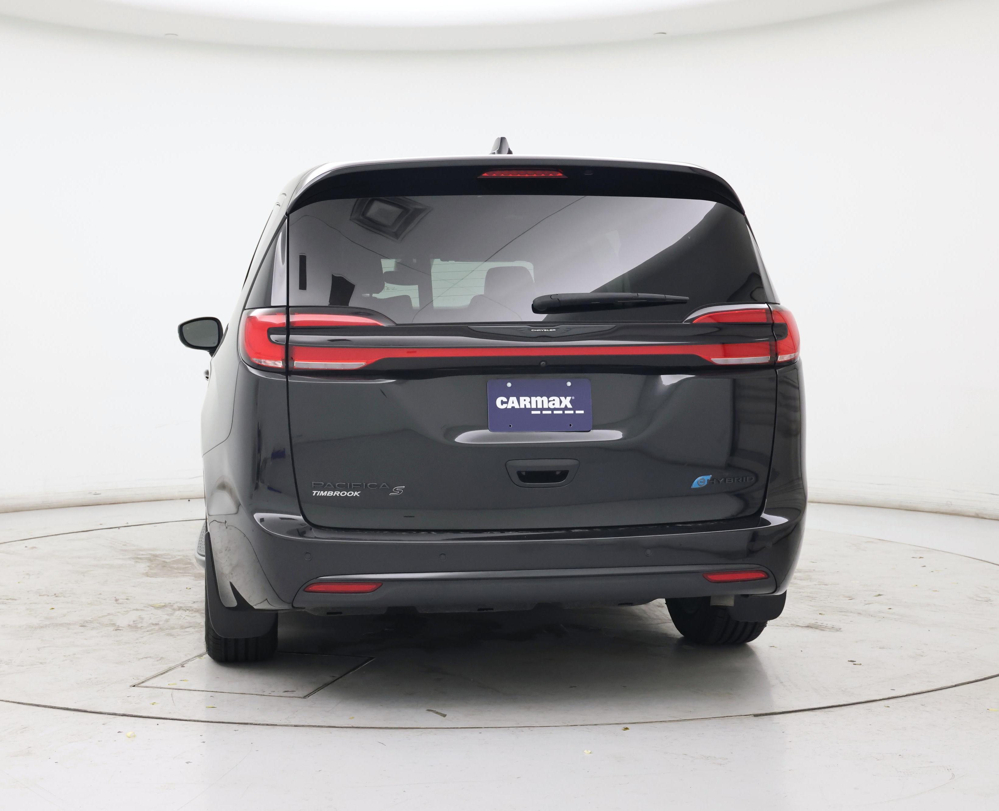 Thumbnail: 2023 Chrysler Pacifica - 6