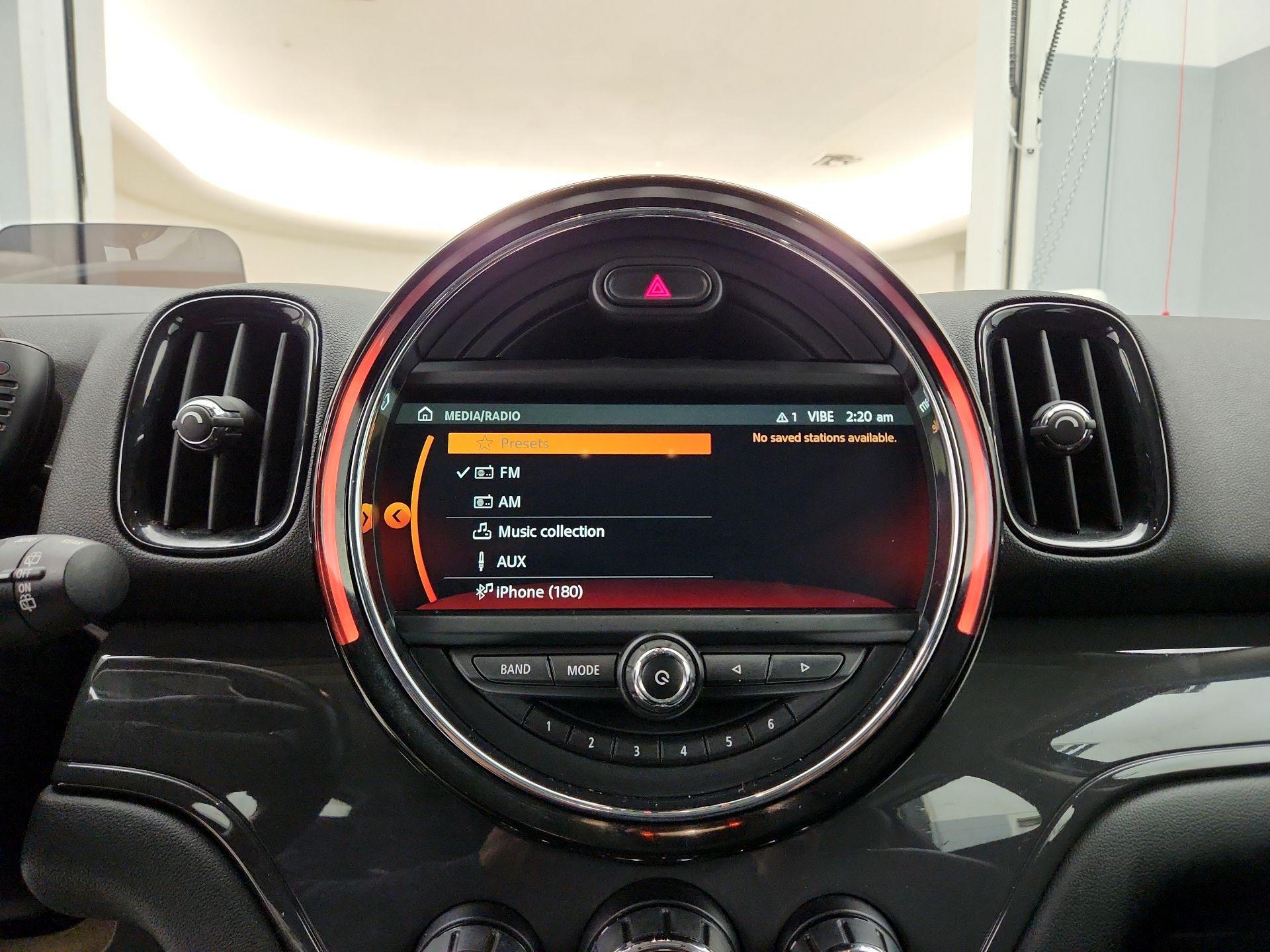 Thumbnail: 2017 MINI Cooper Countryman - 16