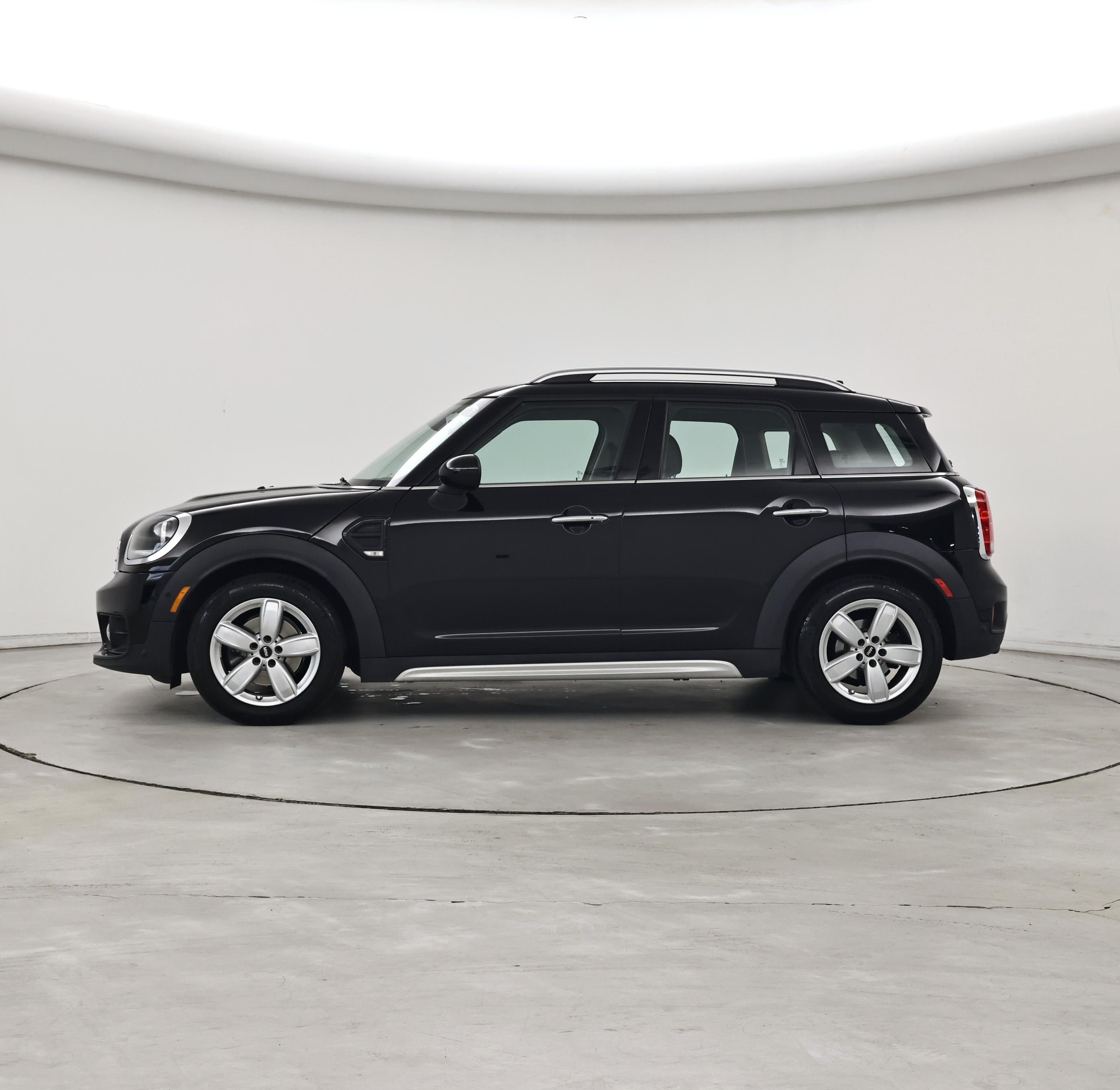 Thumbnail: 2017 MINI Cooper Countryman - 3