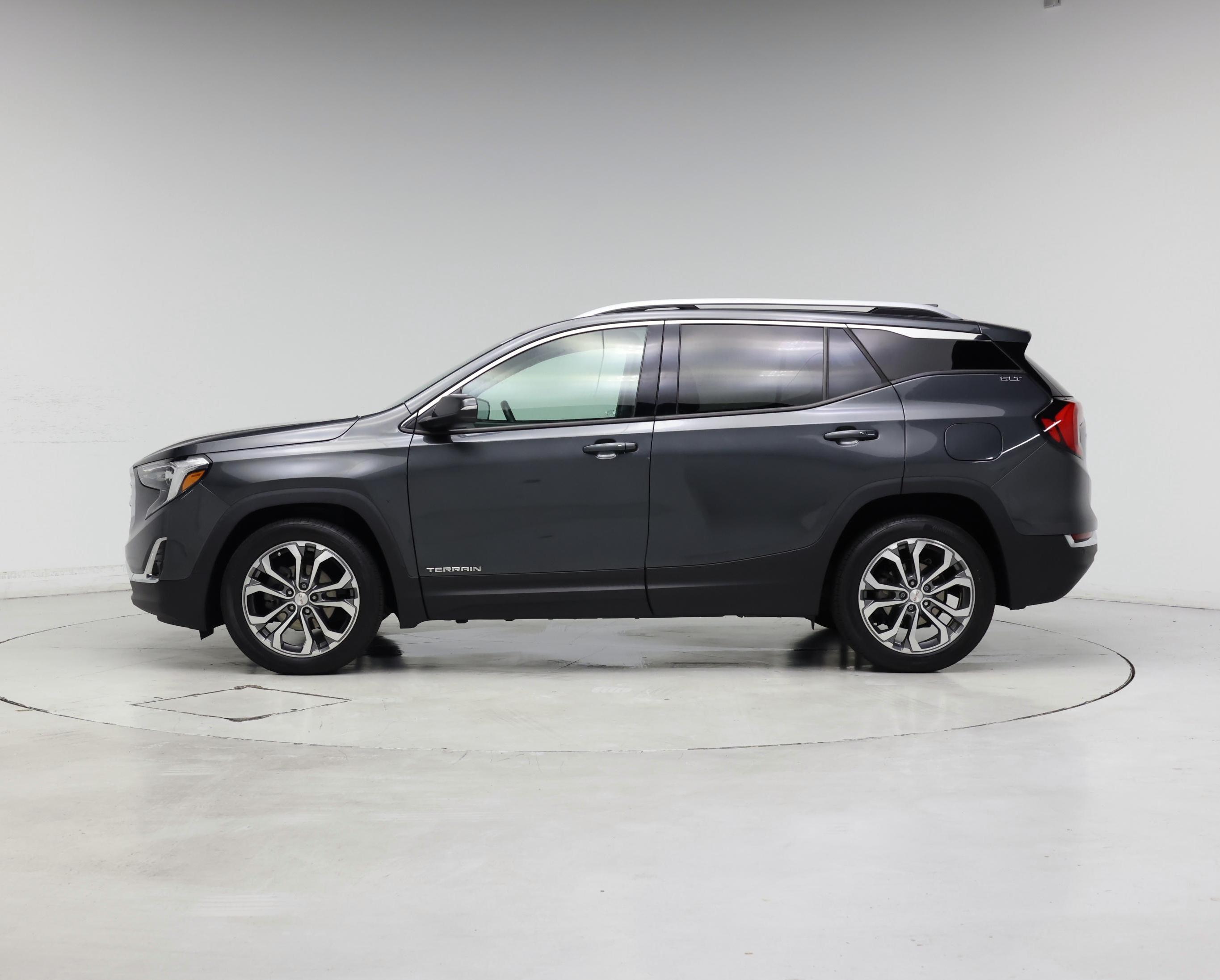 Thumbnail: 2020 GMC Terrain - 3