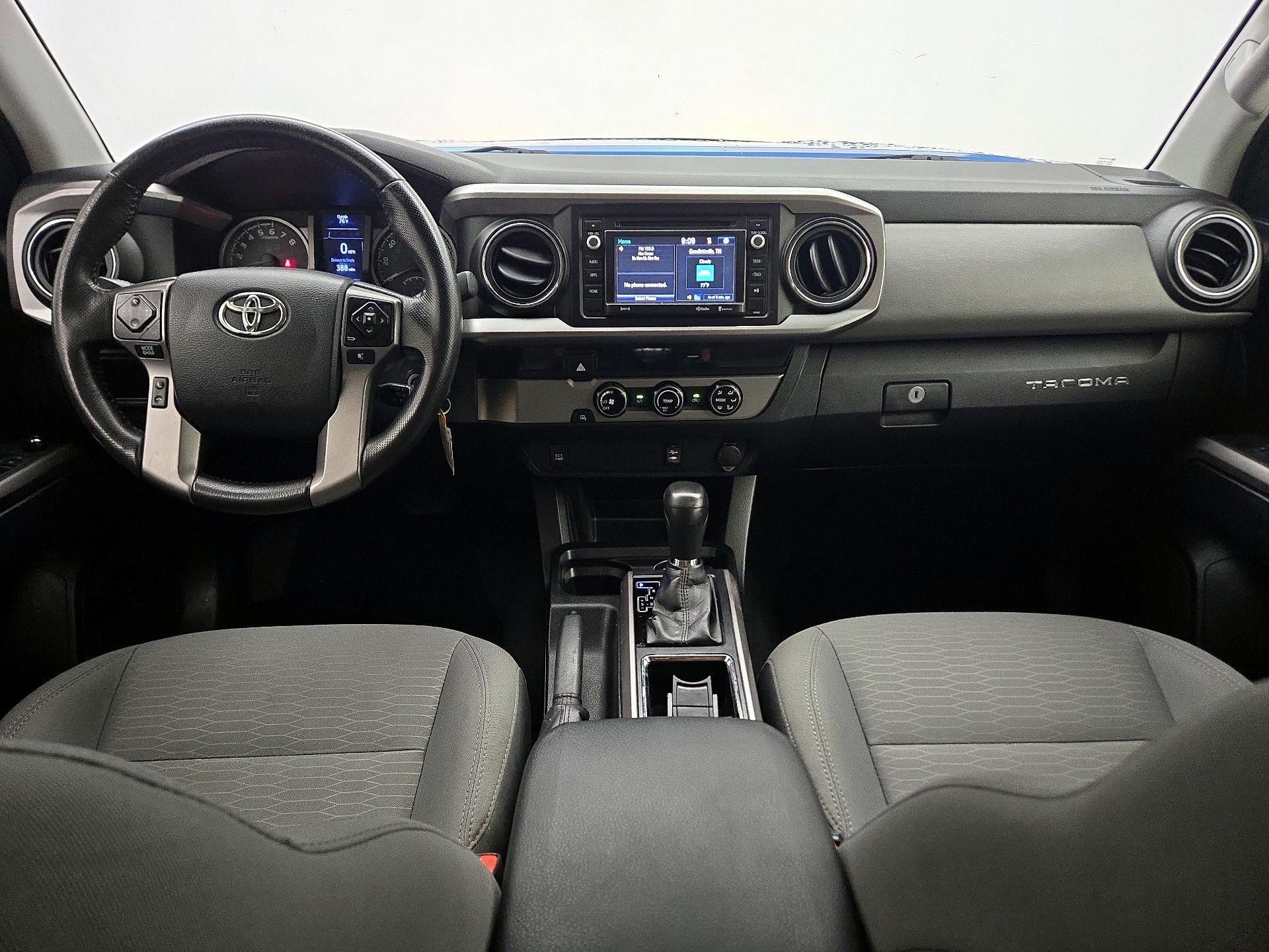 Thumbnail: 2016 Toyota Tacoma - 9