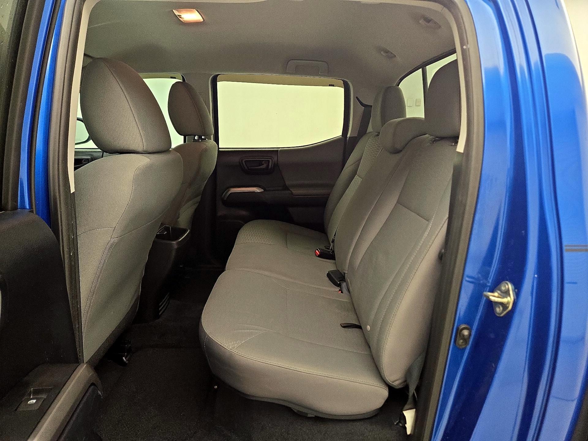 Thumbnail: 2016 Toyota Tacoma - 19