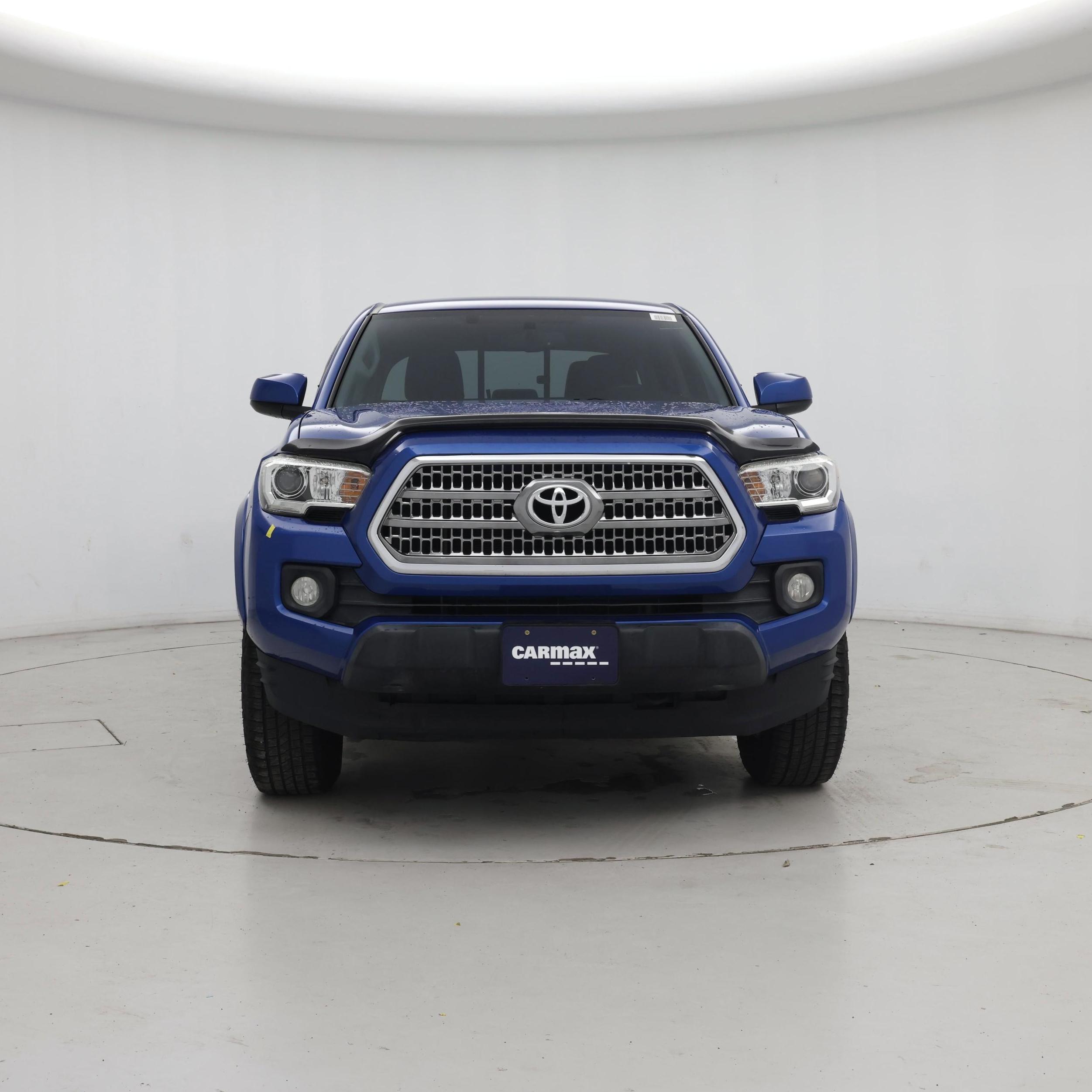 Thumbnail: 2016 Toyota Tacoma - 5