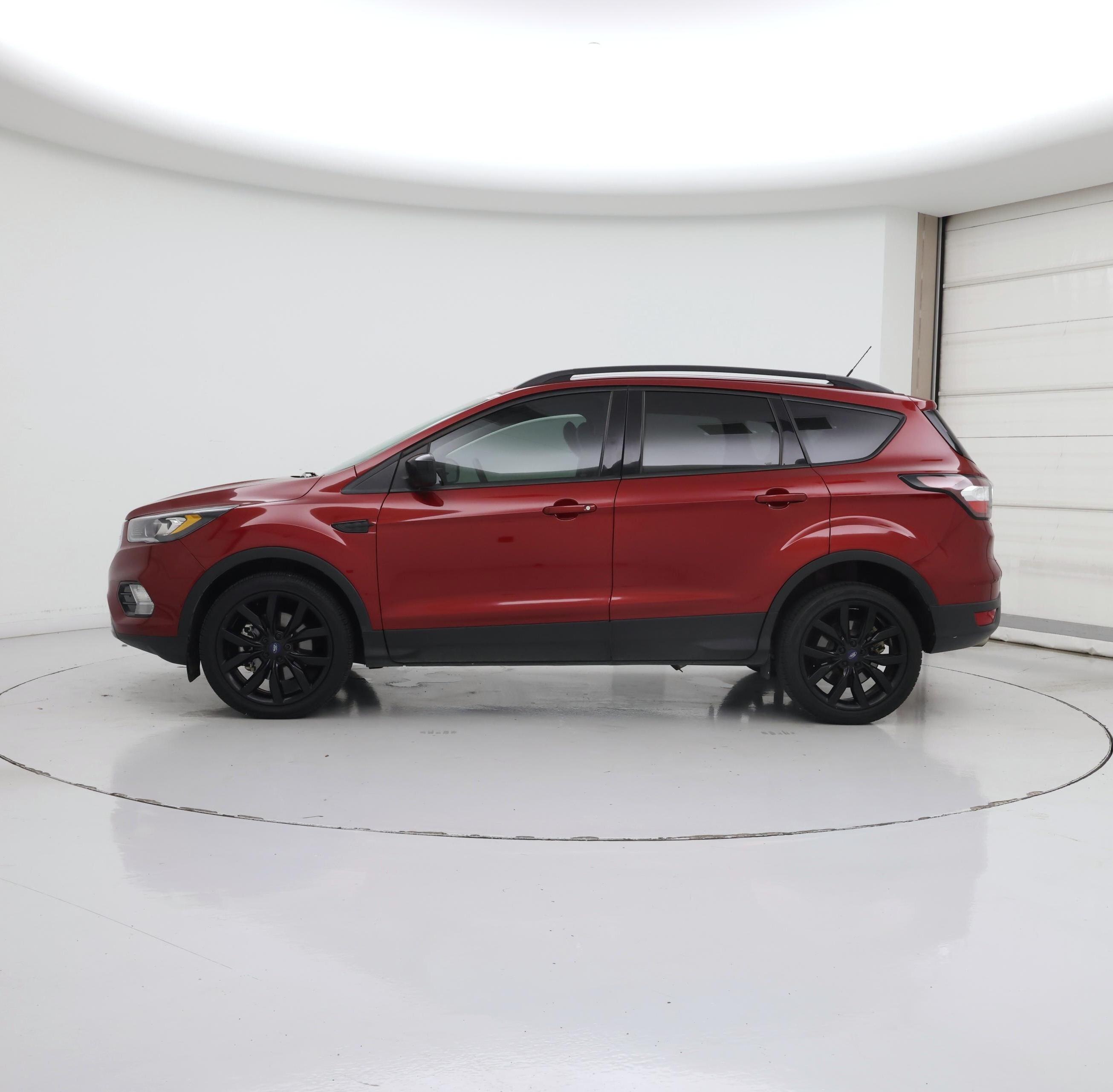 Thumbnail: 2018 Ford Escape - 3
