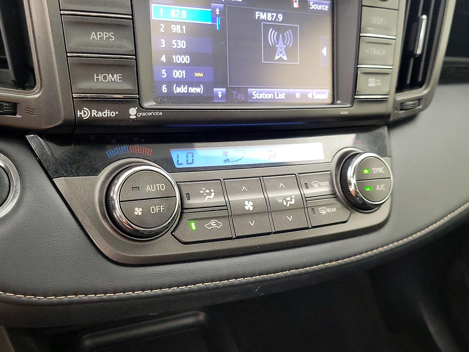 2014 Toyota RAV4 Limited - Photo 16