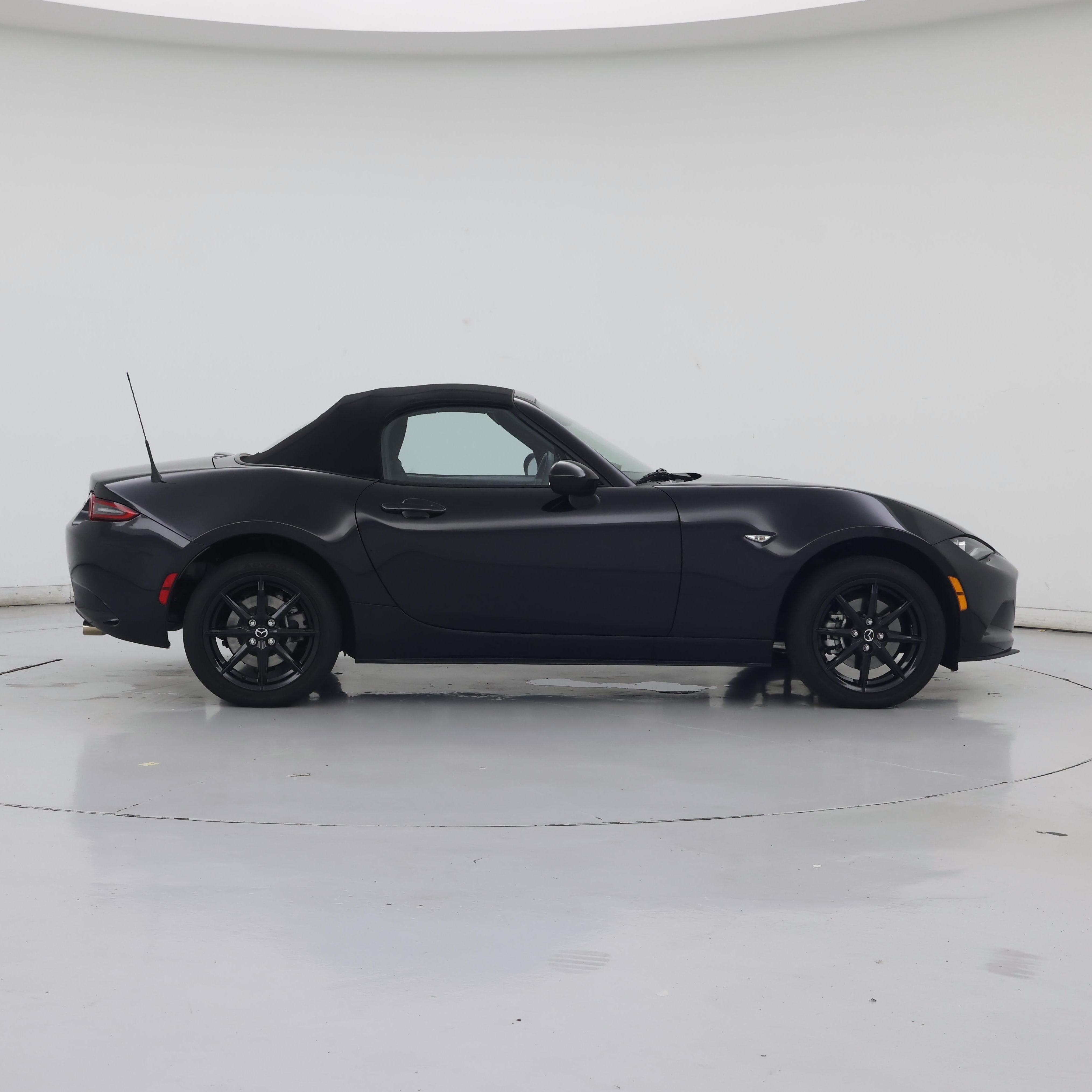Thumbnail: 2024 Mazda MX-5 Miata - 7