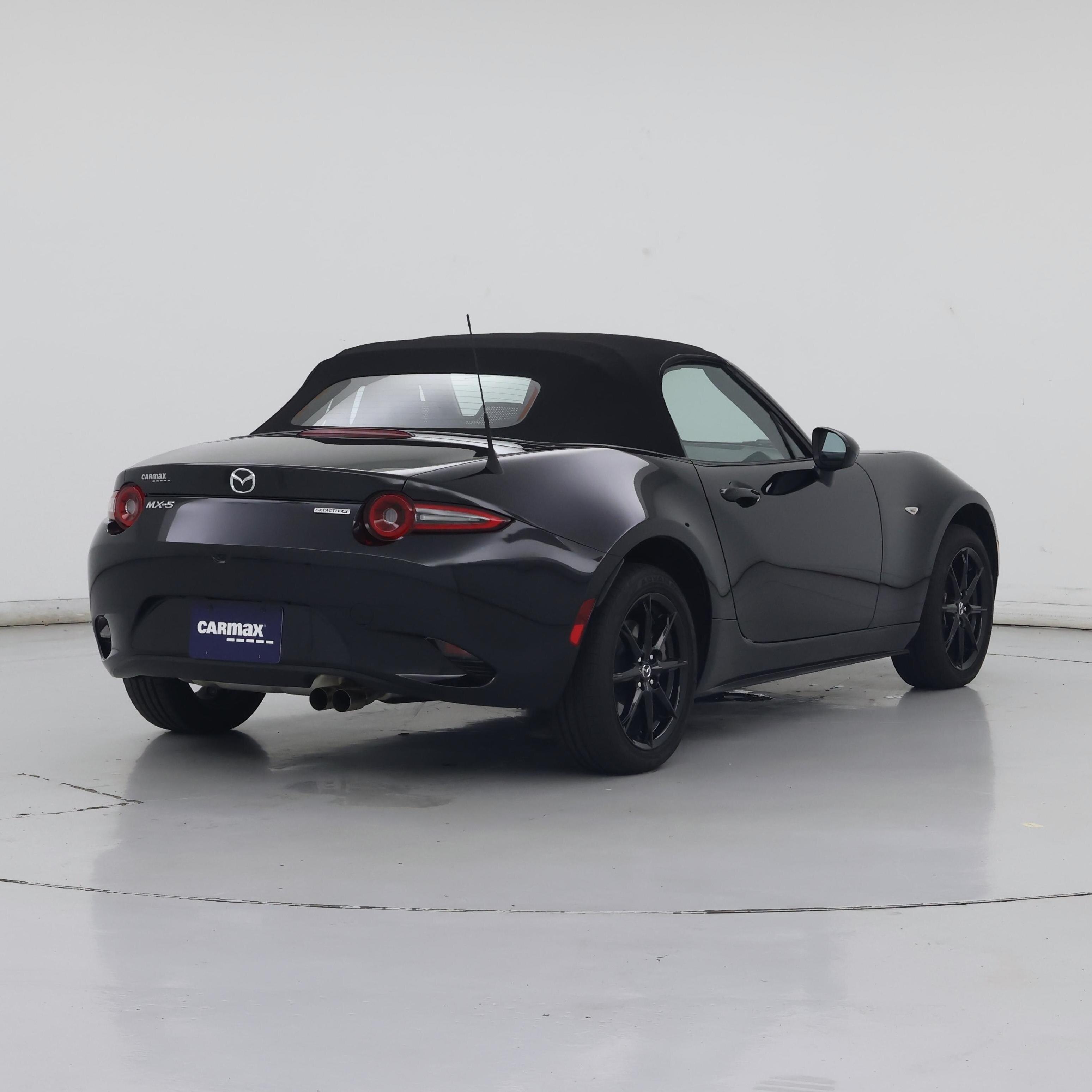 Thumbnail: 2024 Mazda MX-5 Miata - 8