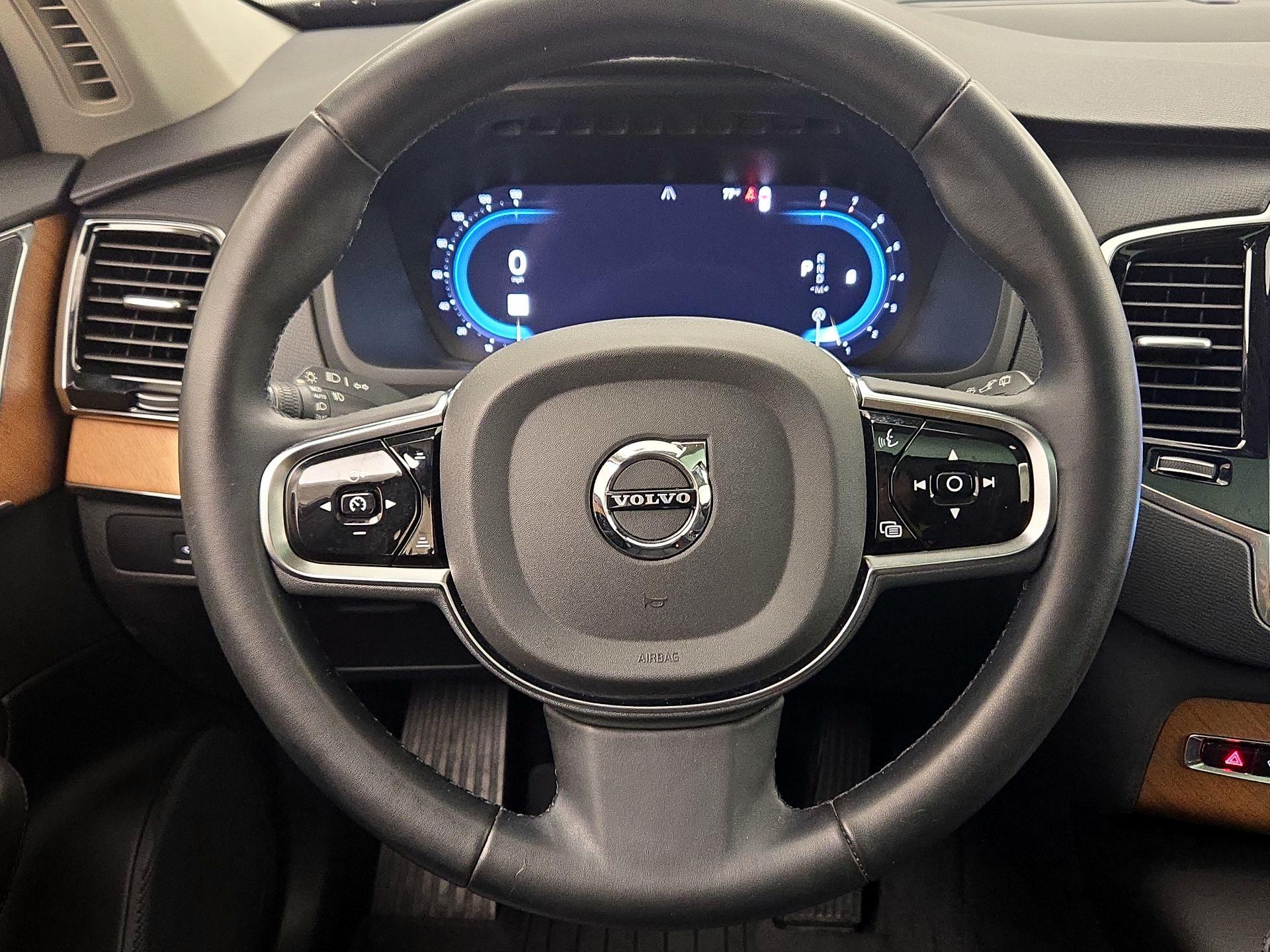 Thumbnail: 2024 Volvo XC90 - 10