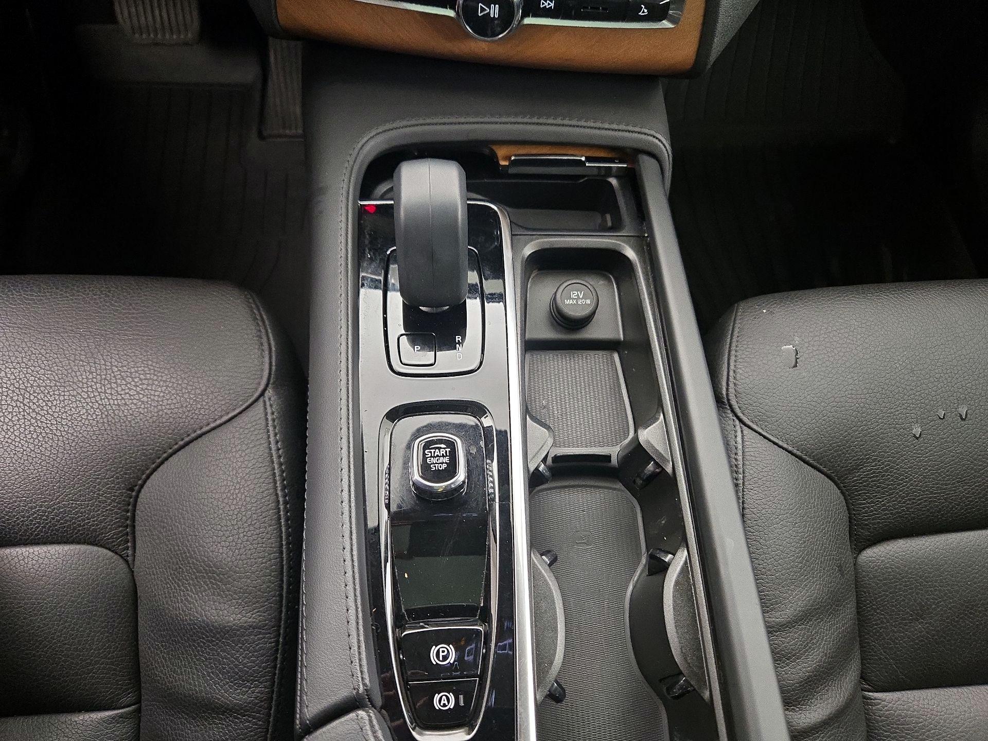 Thumbnail: 2024 Volvo XC90 - 16