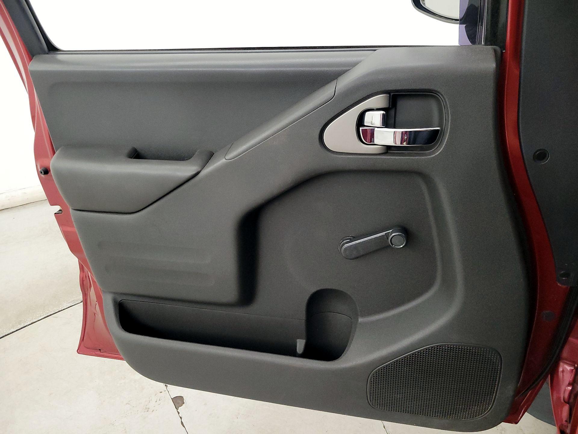 Thumbnail: 2017 Nissan Frontier - 12
