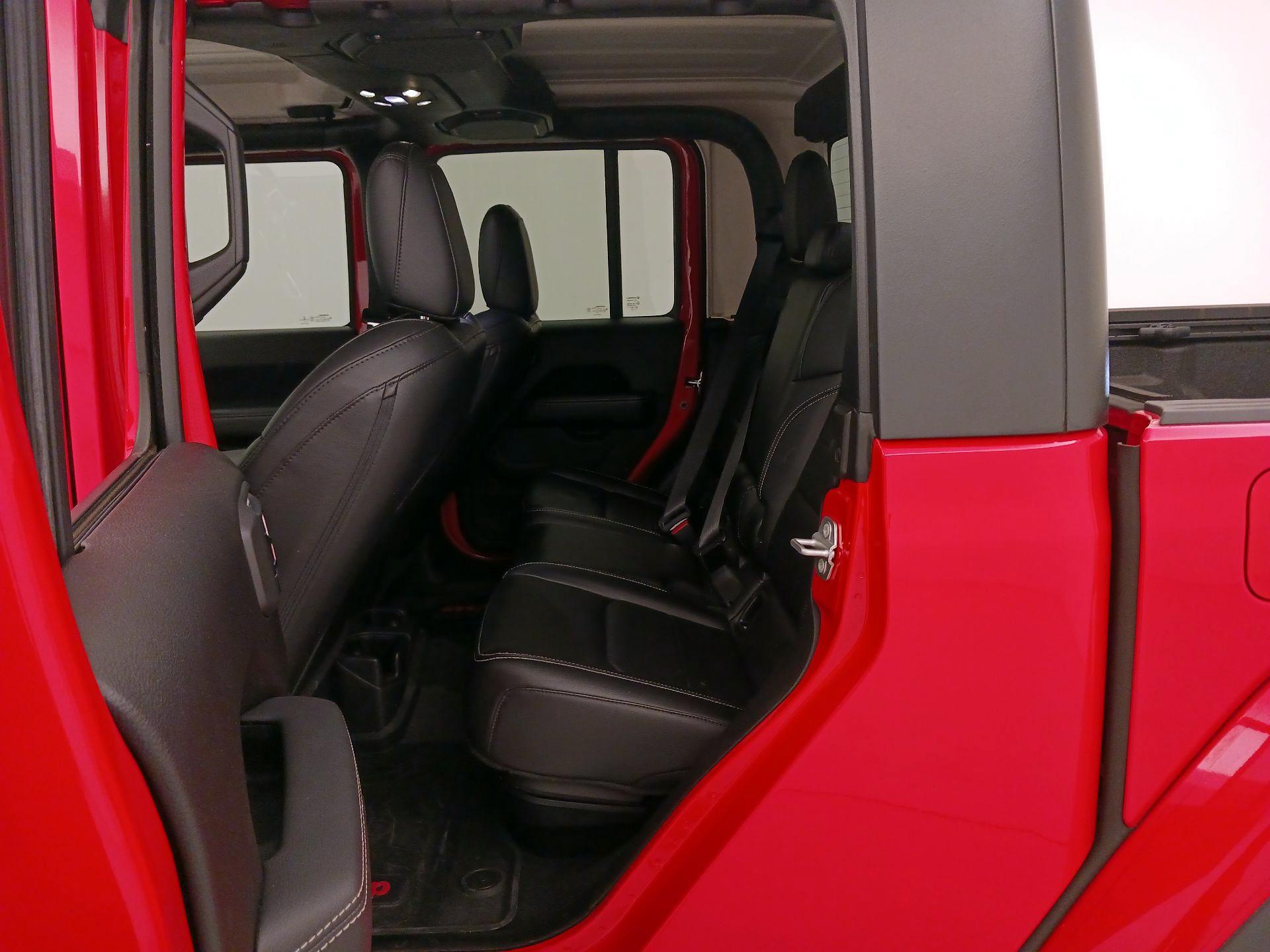 Thumbnail: 2020 Jeep Gladiator - 20