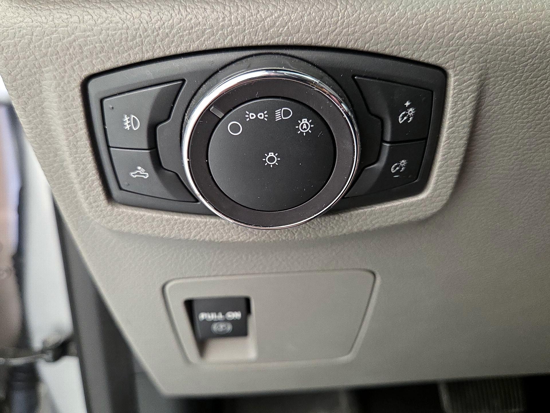 Thumbnail: 2019 Ford F-150 - 13