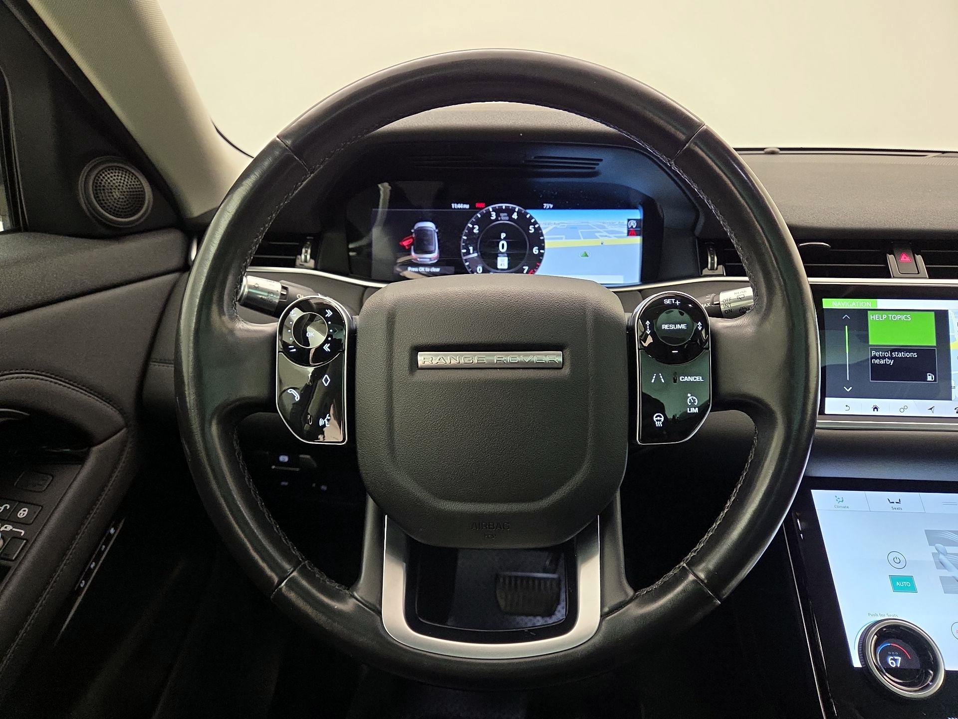 Thumbnail: 2020 Land Rover Range Rover Evoque - 10