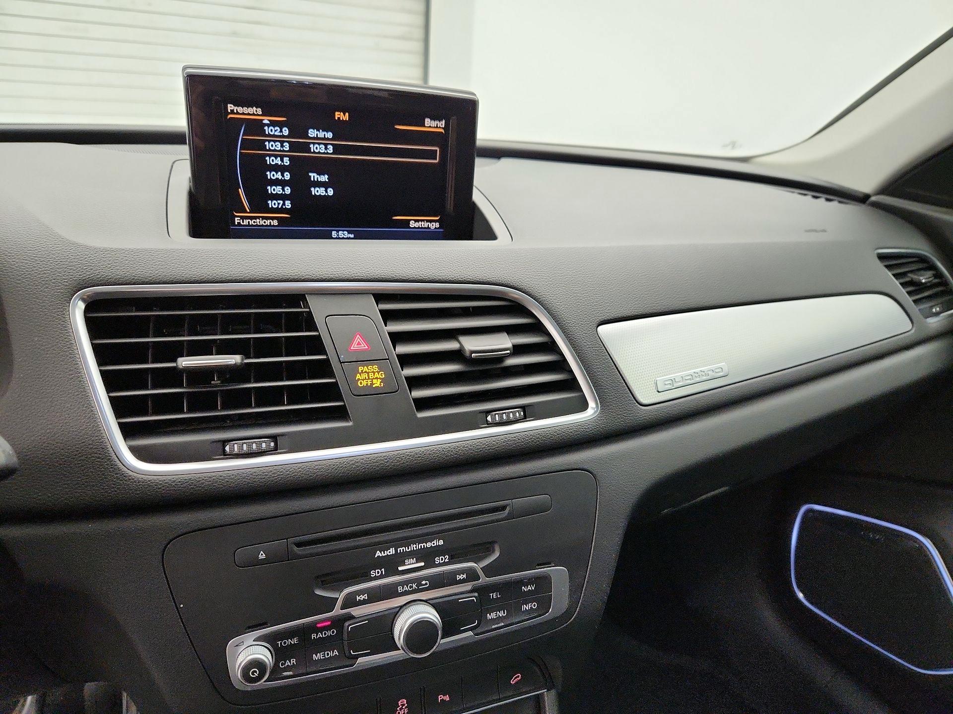 Thumbnail: 2015 Audi Q3 - 16