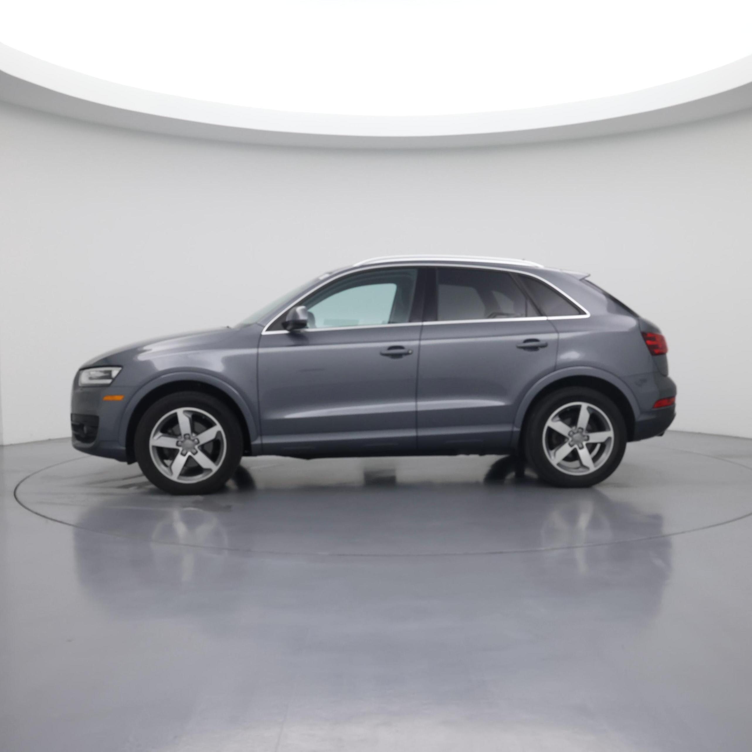 Thumbnail: 2015 Audi Q3 - 3