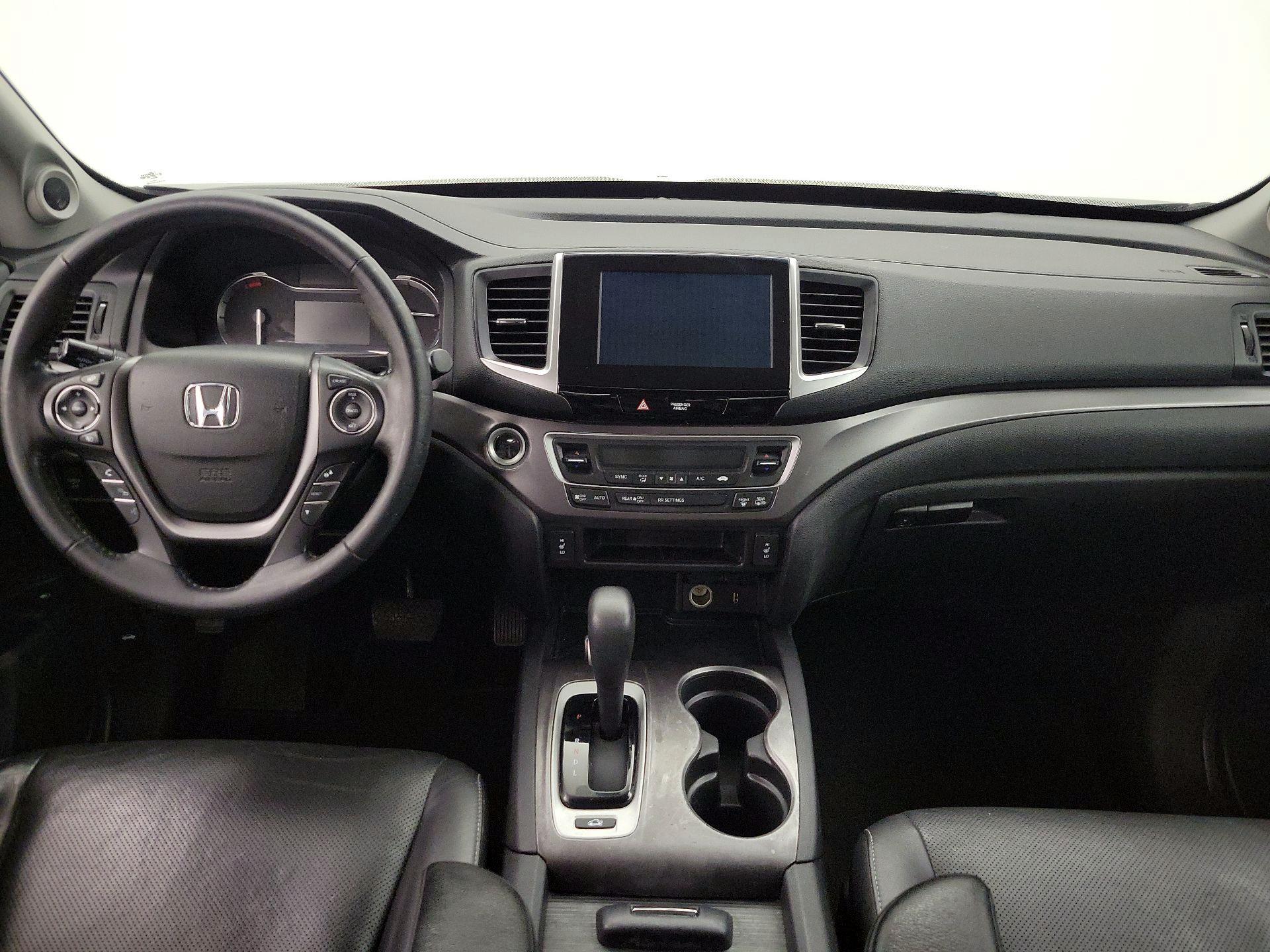 Thumbnail: 2017 Honda Ridgeline - 9