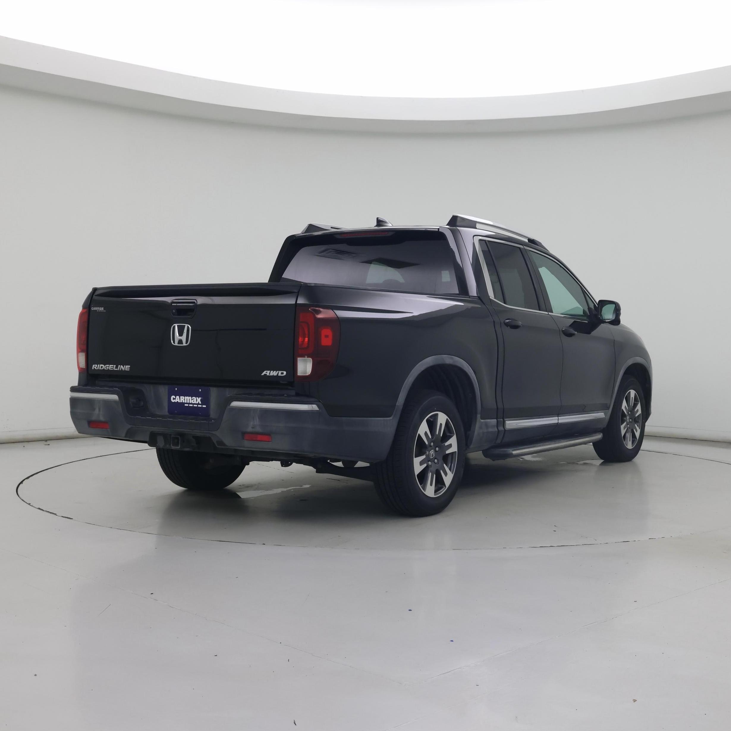 Thumbnail: 2017 Honda Ridgeline - 8