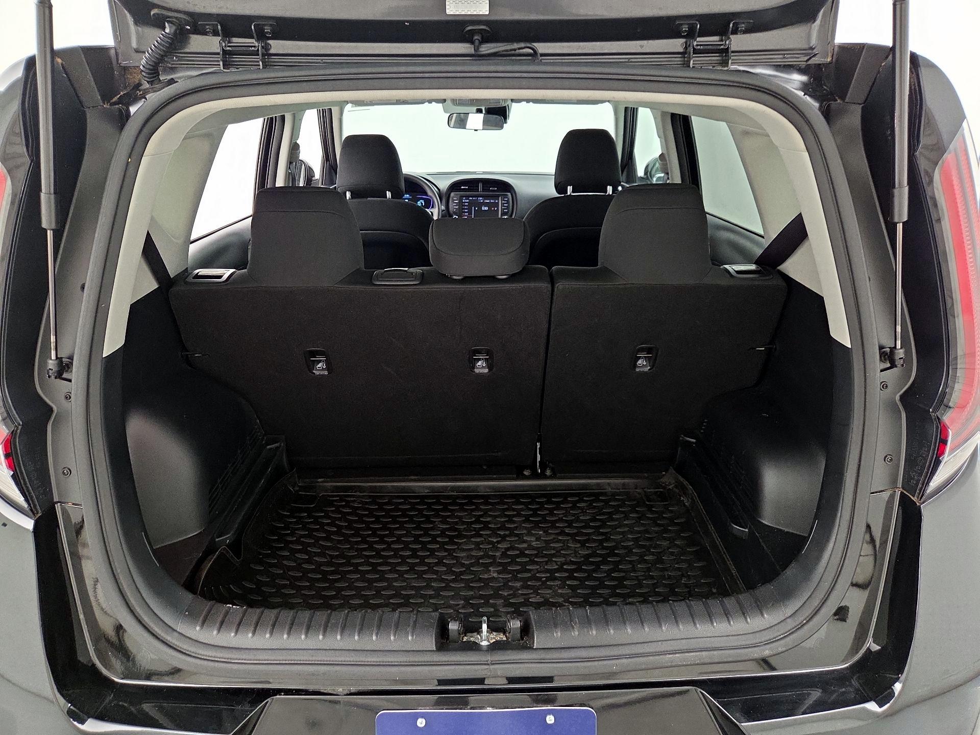 Thumbnail: 2023 Kia Soul - 20