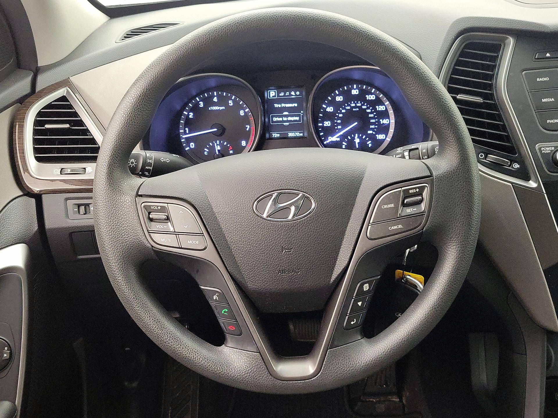Thumbnail: 2018 Hyundai Santa Fe - 10