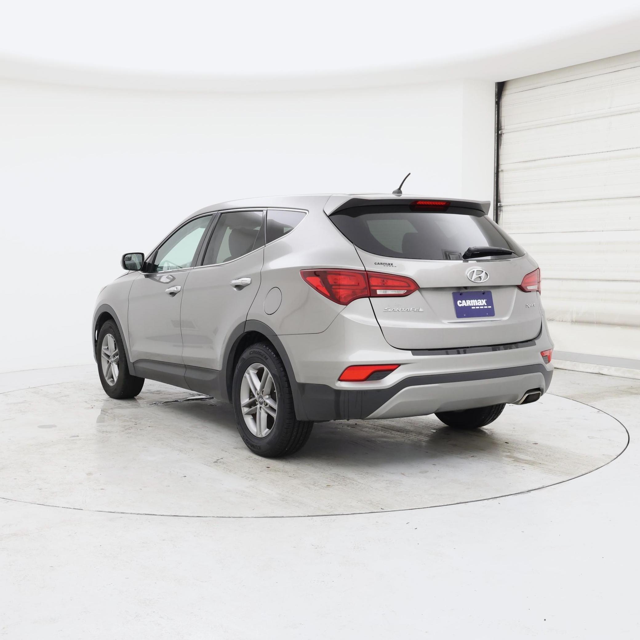 Thumbnail: 2018 Hyundai Santa Fe - 2