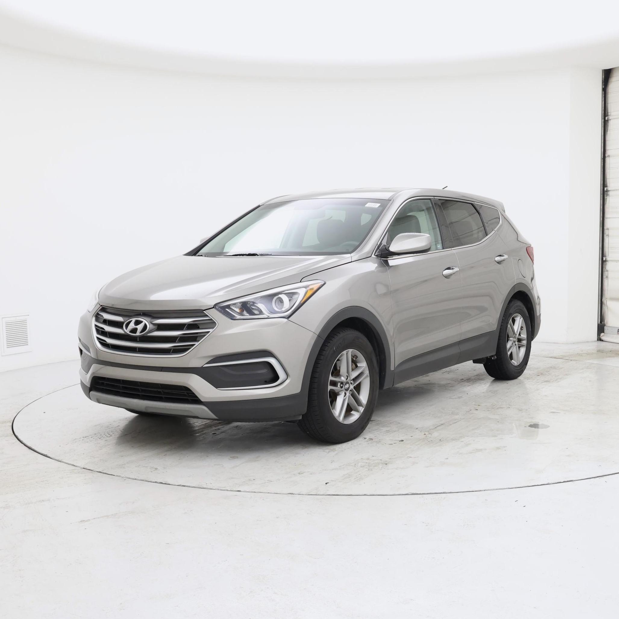 Thumbnail: 2018 Hyundai Santa Fe - 4