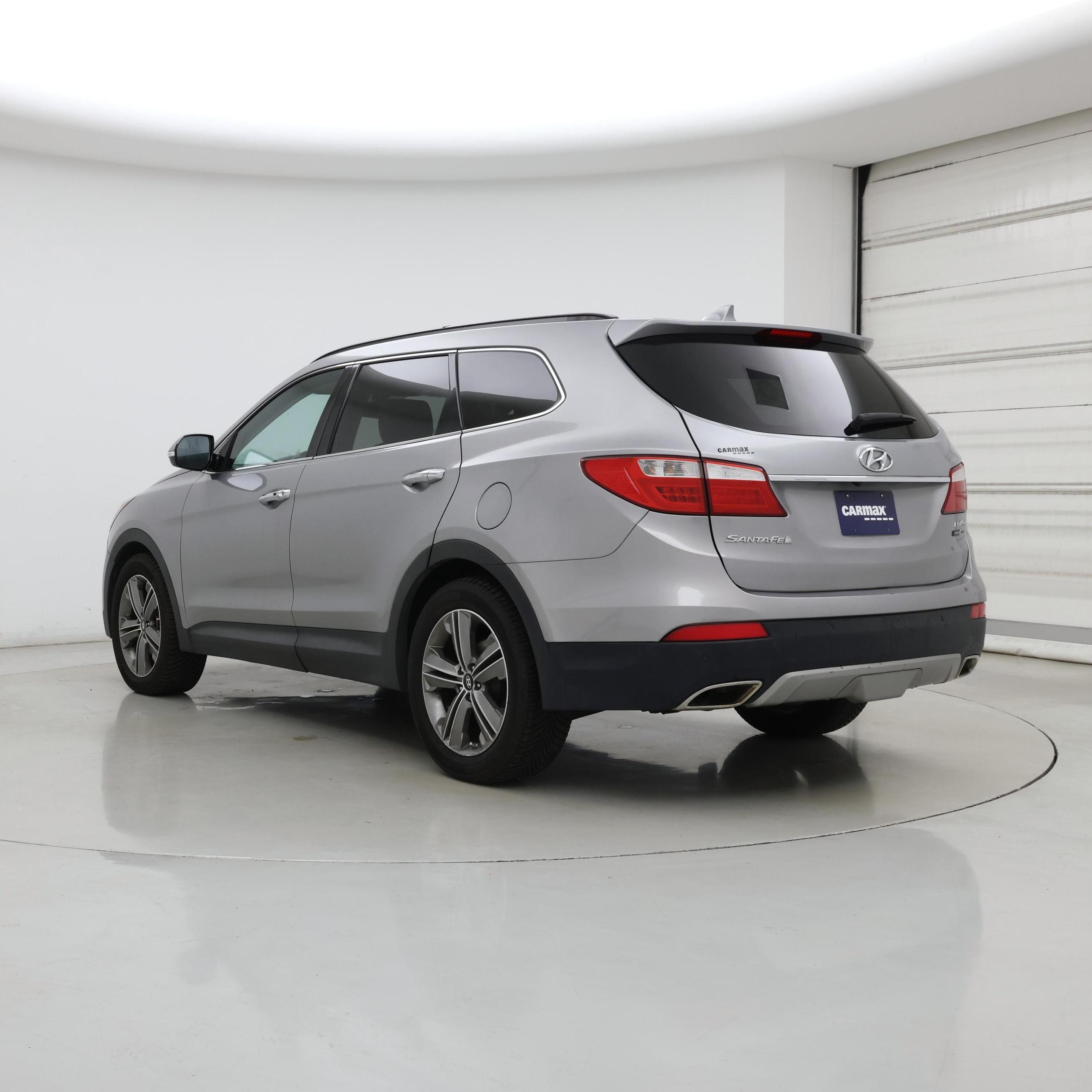 Thumbnail: 2015 Hyundai Santa Fe - 2