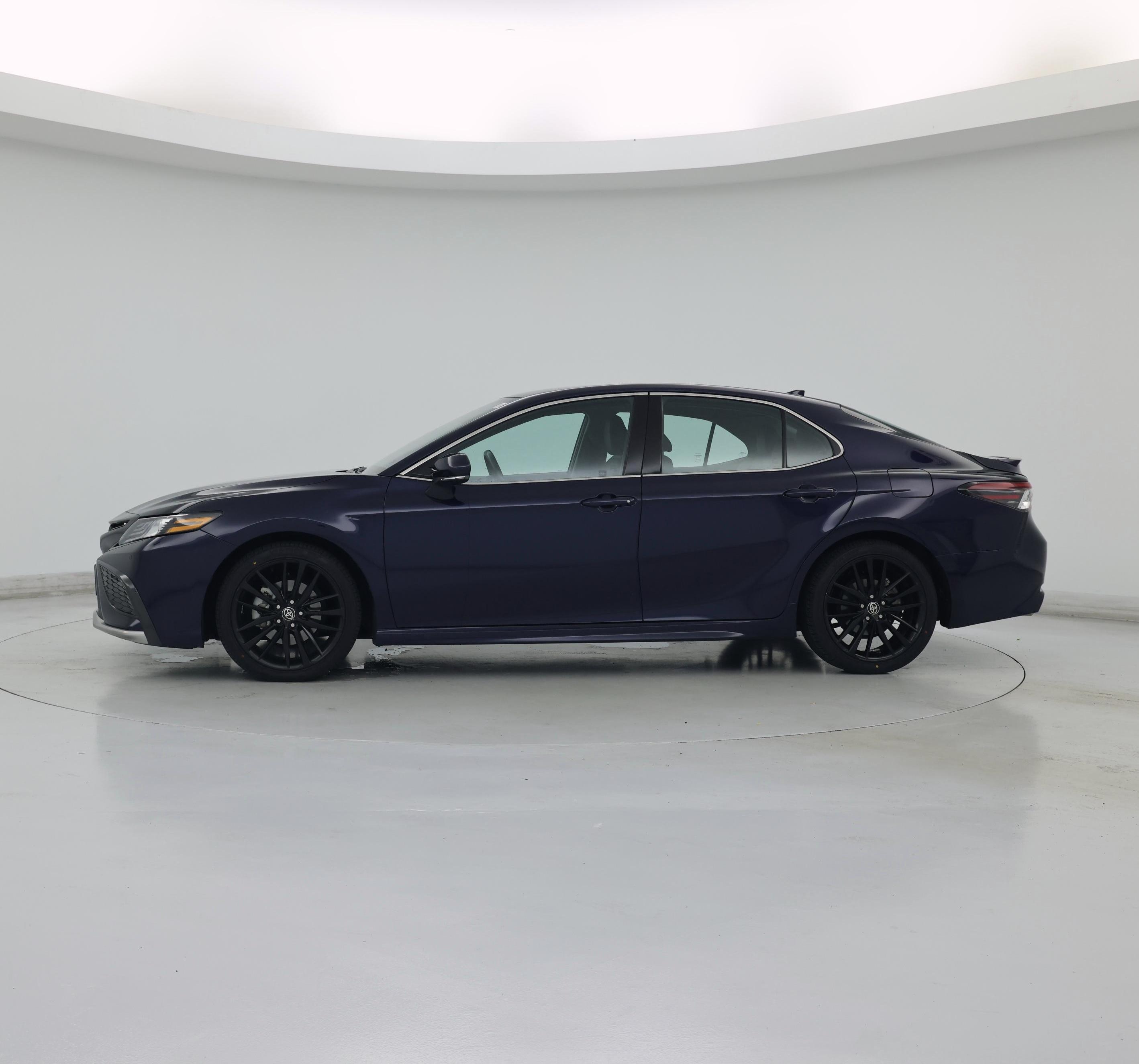 Thumbnail: 2022 Toyota Camry - 3