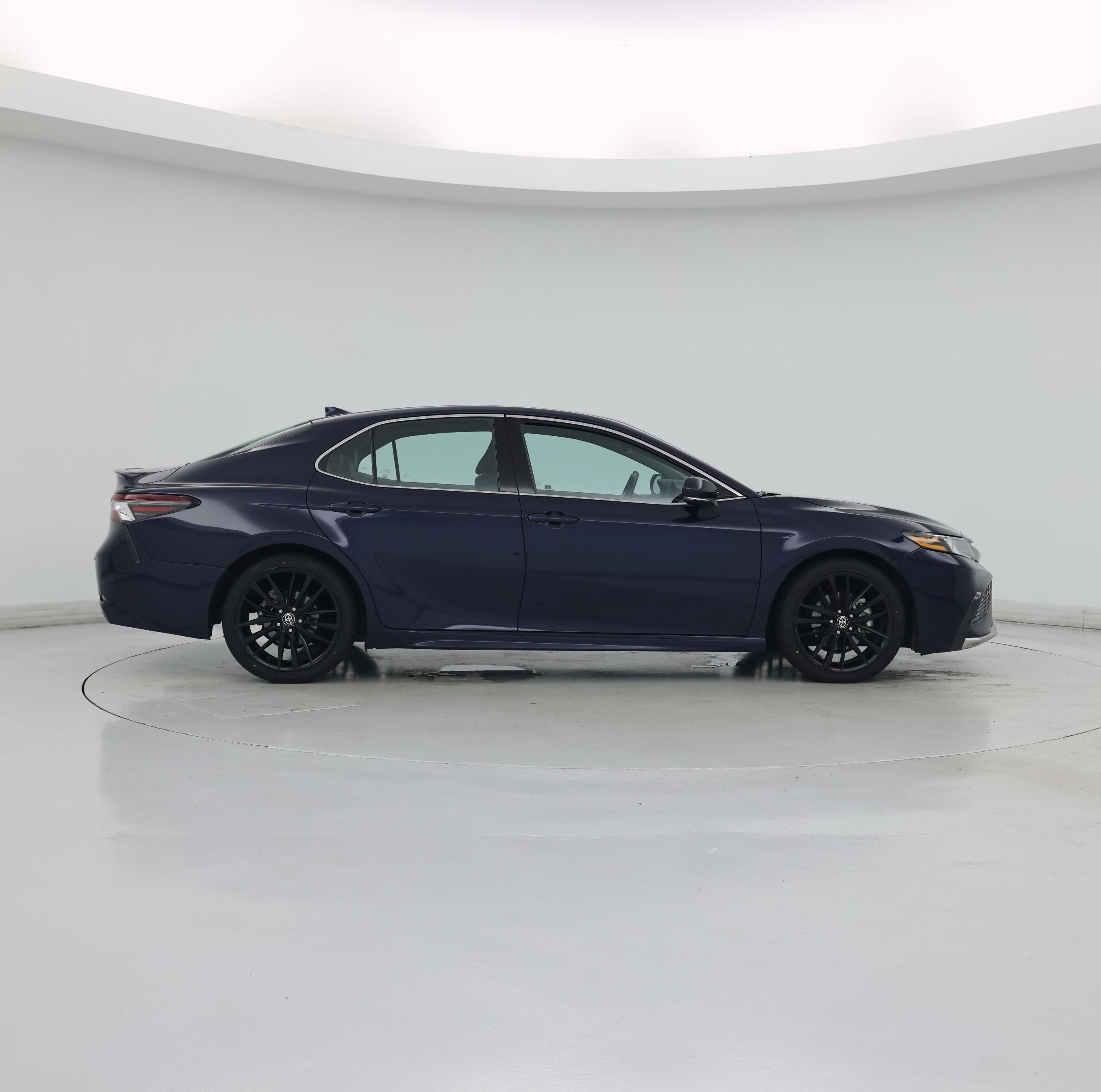 Thumbnail: 2022 Toyota Camry - 7
