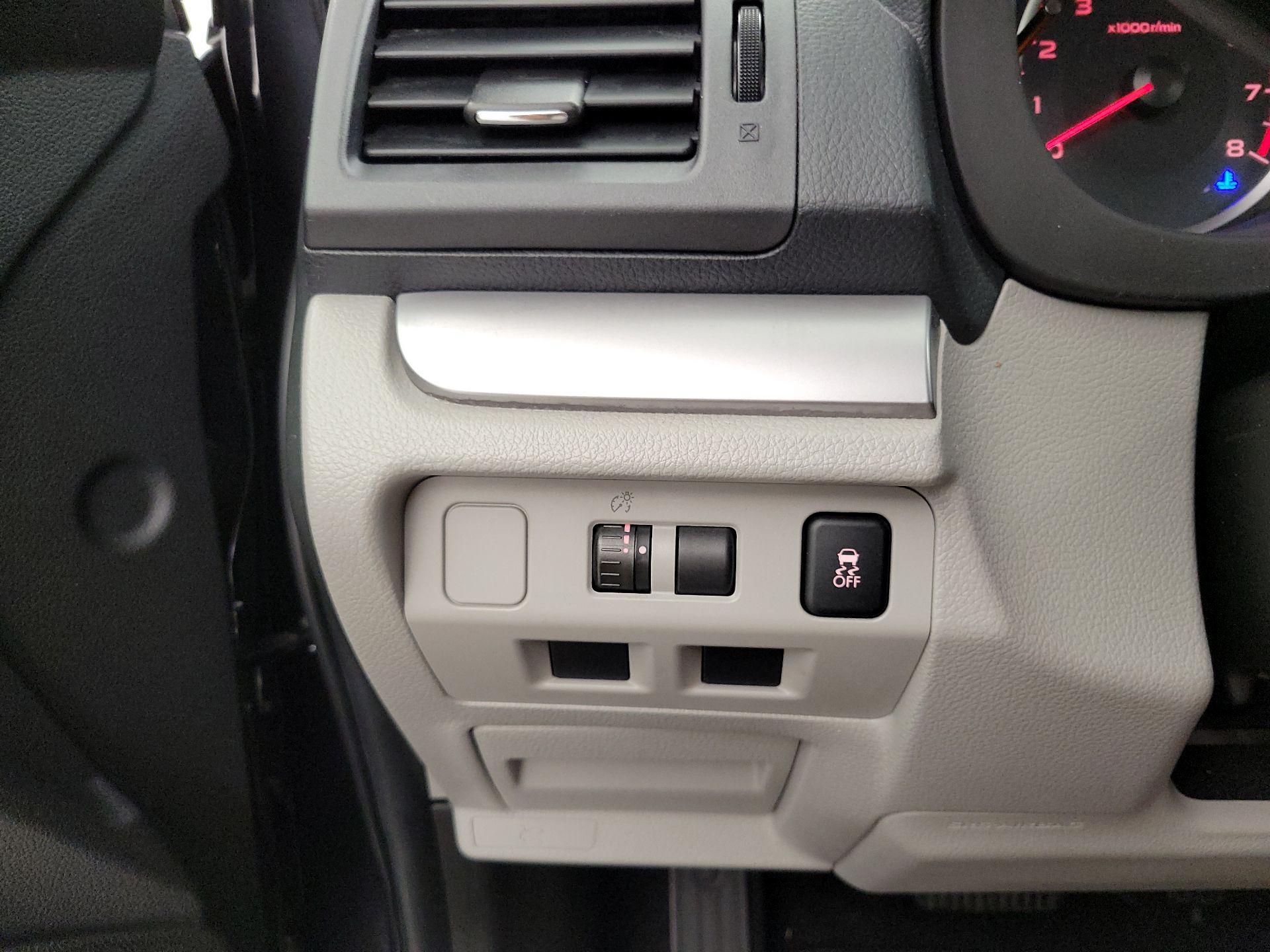 Thumbnail: 2015 Subaru Forester - 13