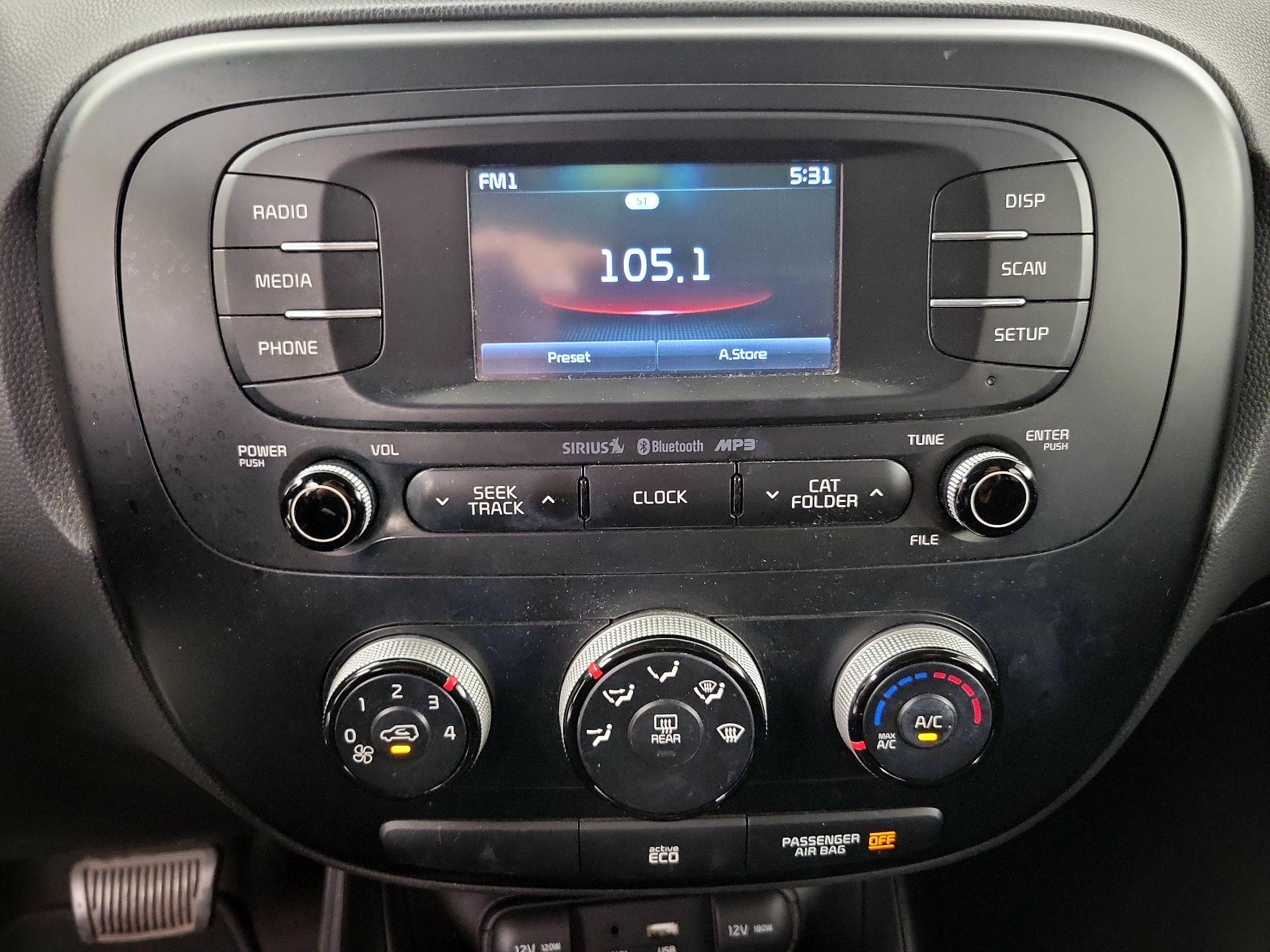 Thumbnail: 2016 Kia Soul - 15