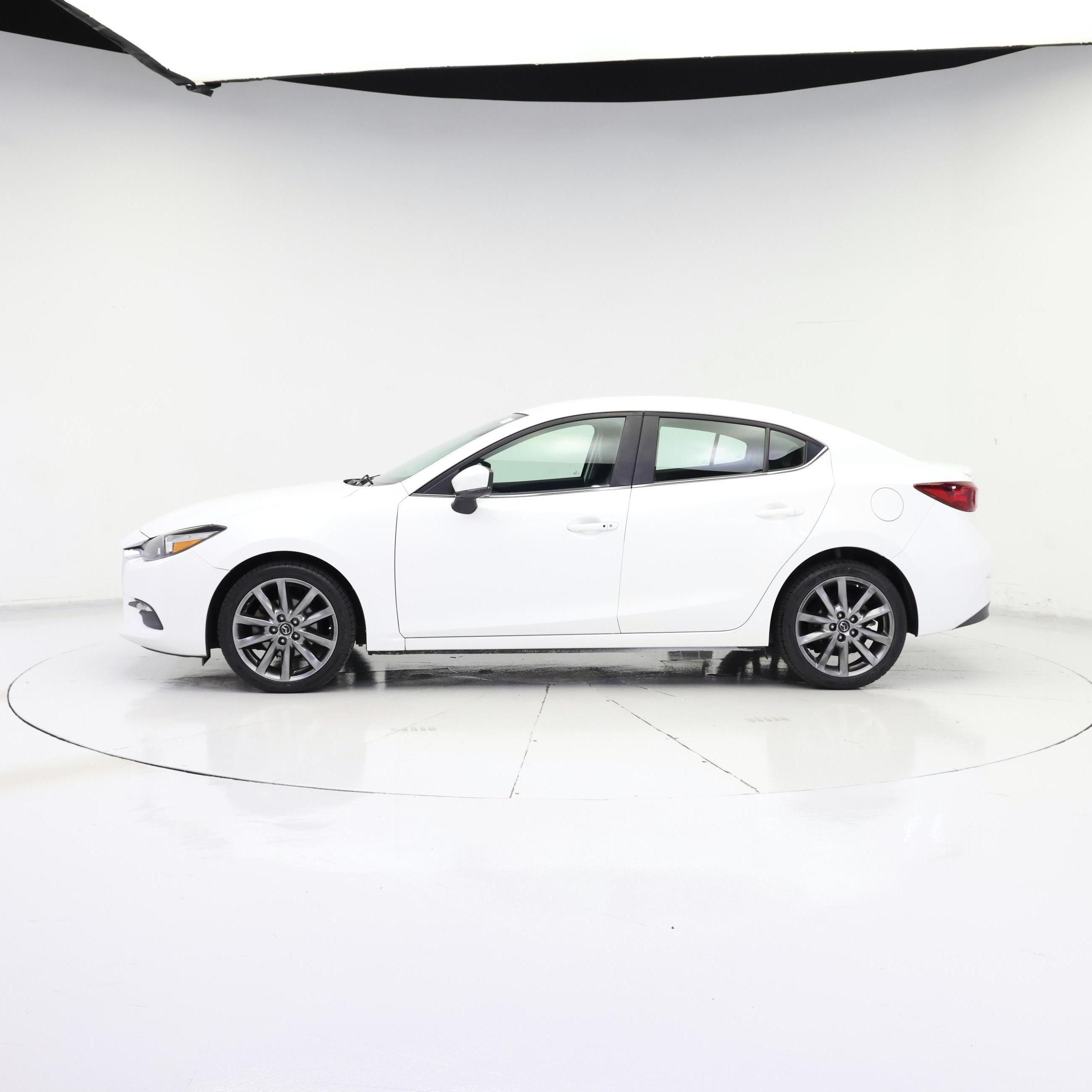 Thumbnail: 2018 Mazda Mazda3 - 3