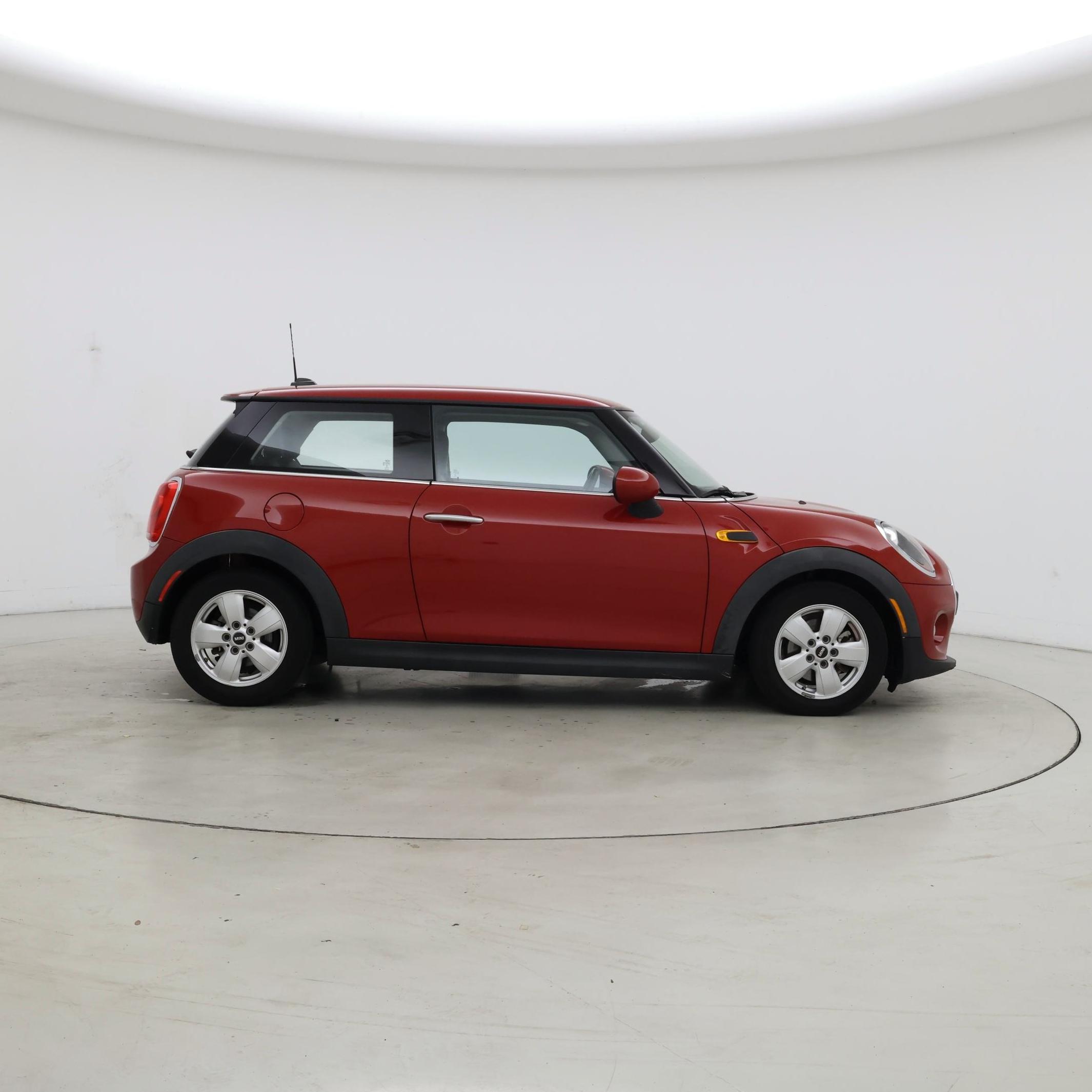 Thumbnail: 2016 MINI Cooper Hardtop - 7