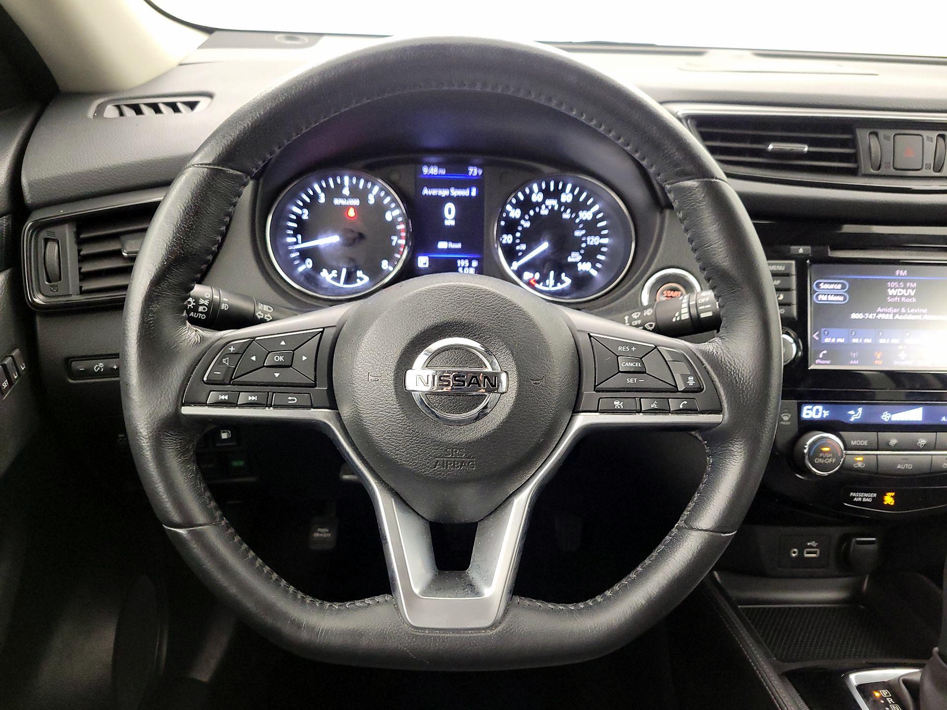Thumbnail: 2018 Nissan Rogue - 10