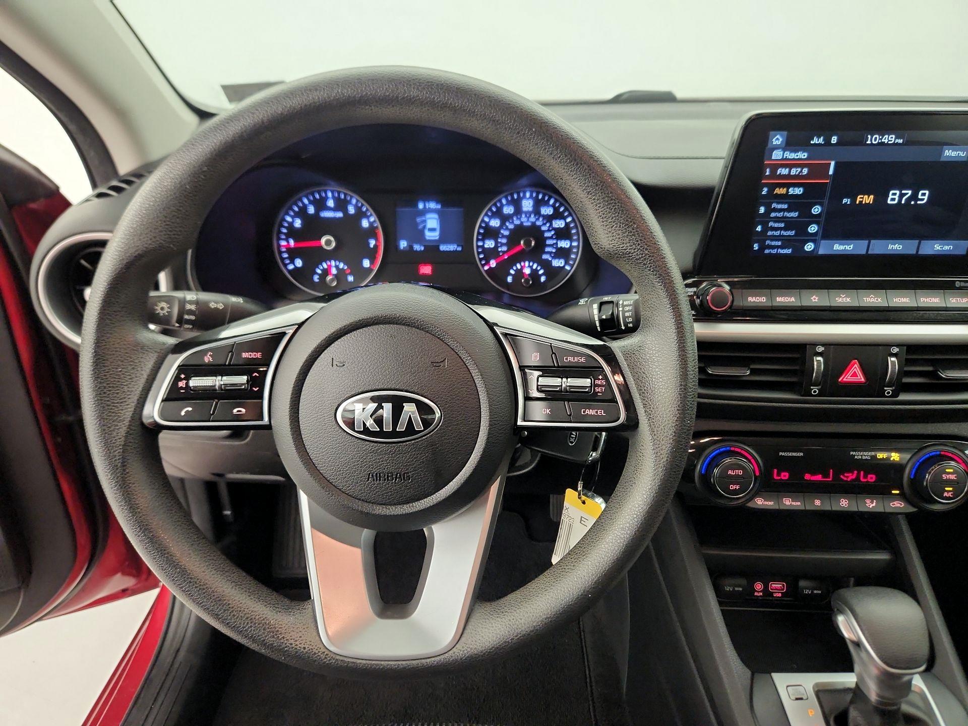 Thumbnail: 2019 Kia Forte - 10