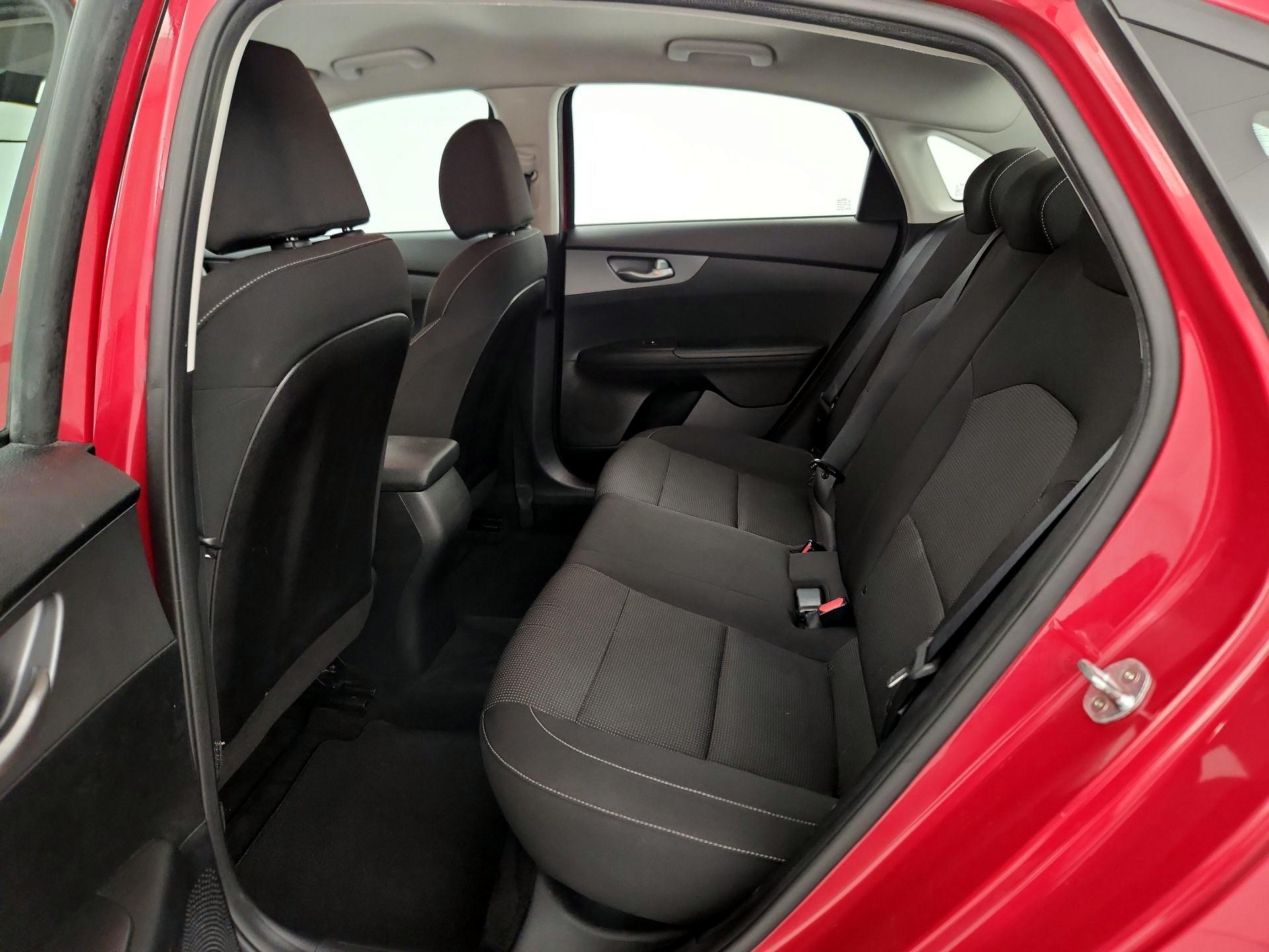Thumbnail: 2019 Kia Forte - 19